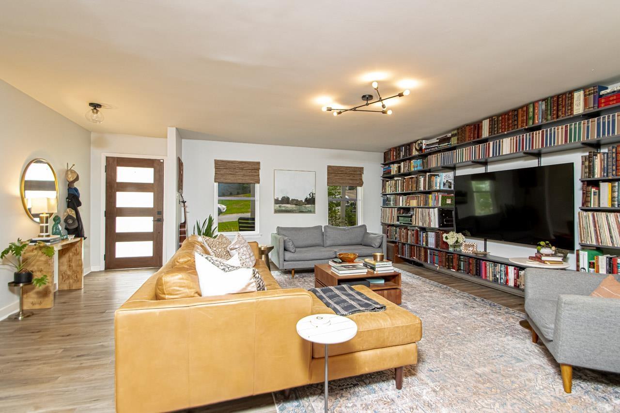 Leawood Heights - Residential