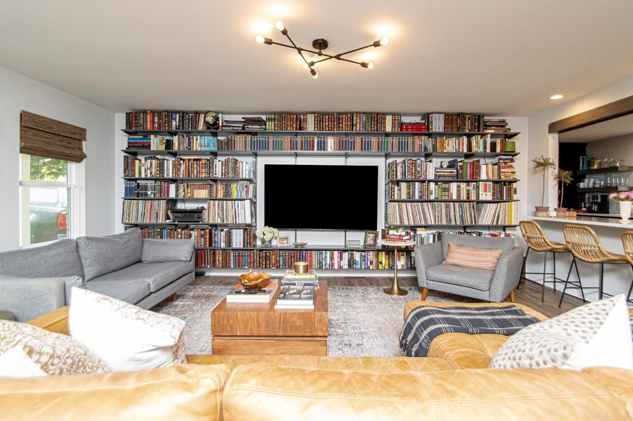 Leawood Heights - Residential