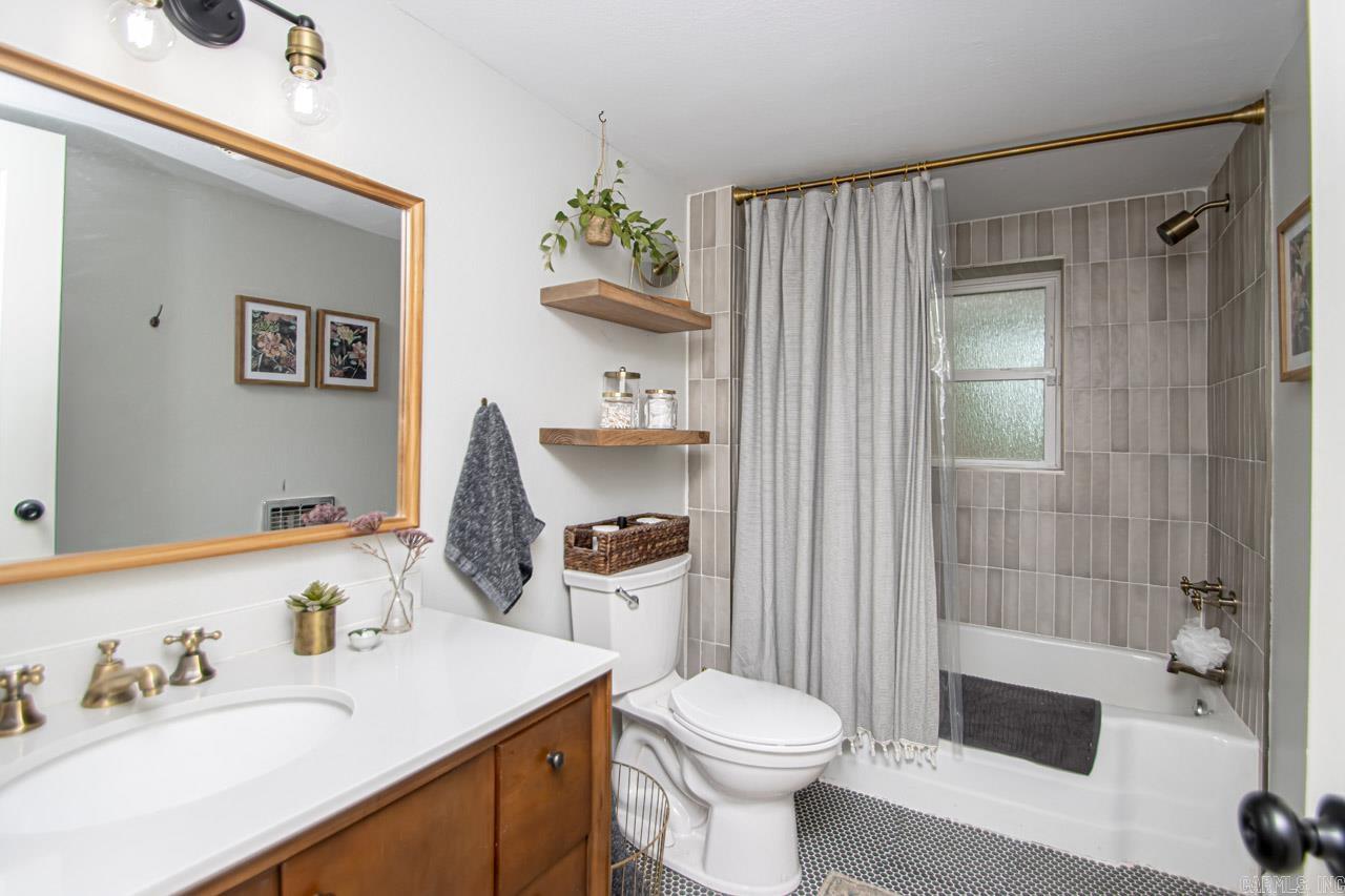 Leawood Heights - Residential