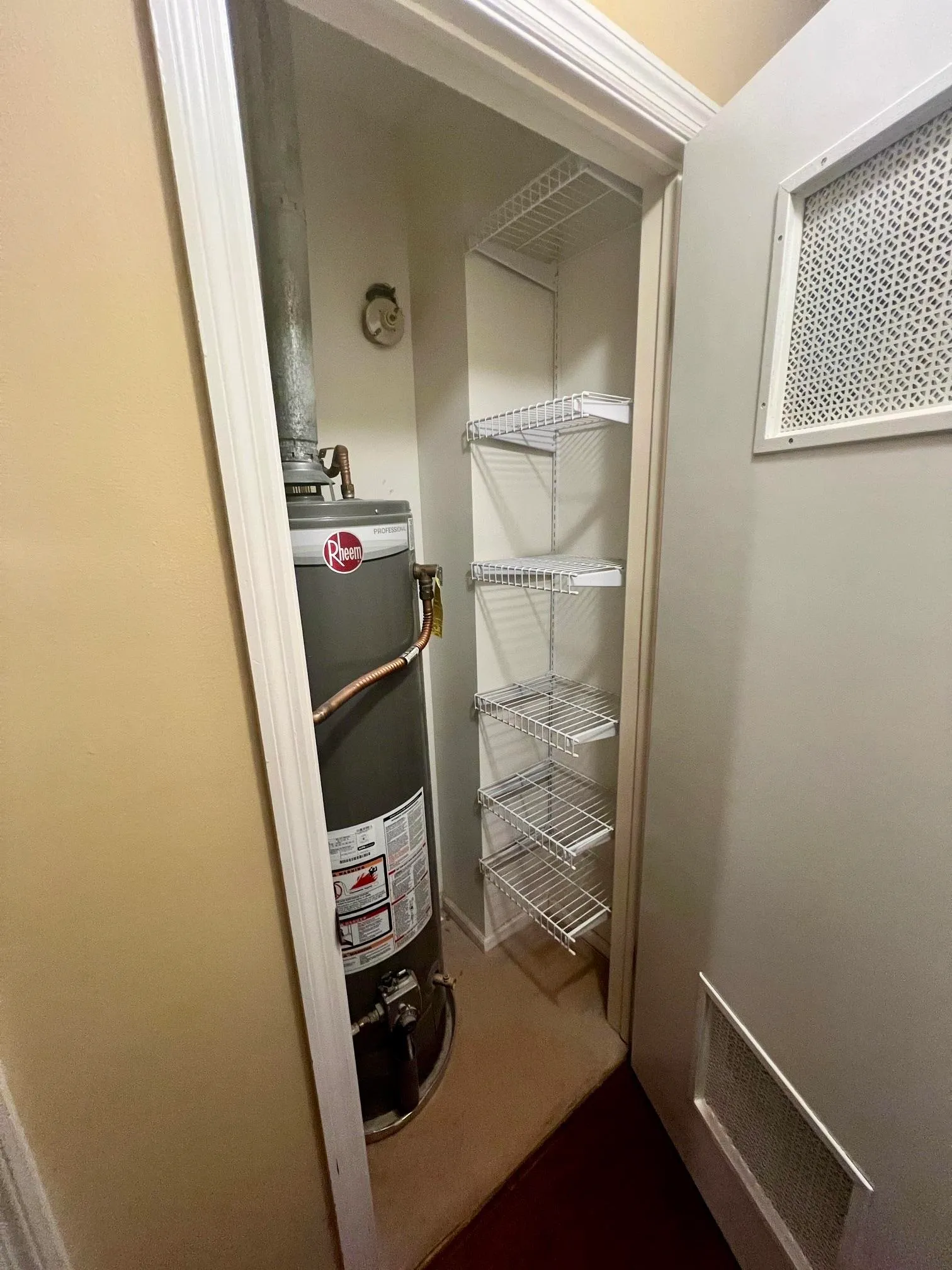 Little Rock, Arkansas 72211, United States, 3 Bedrooms Bedrooms, ,2 BathroomsBathrooms,Residential,Pending,16397