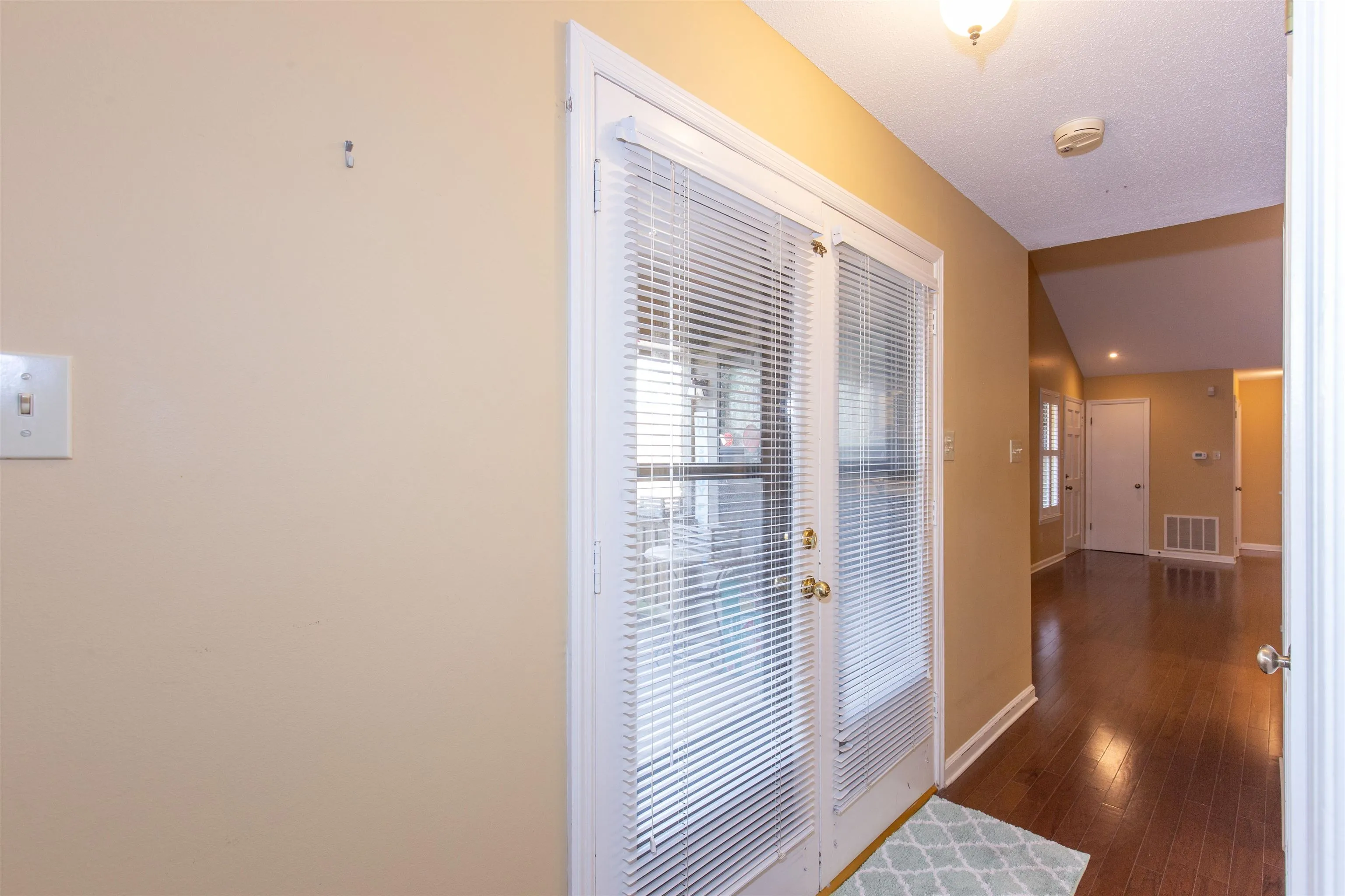 Little Rock, Arkansas 72211, United States, 3 Bedrooms Bedrooms, ,2 BathroomsBathrooms,Residential,Pending,16397