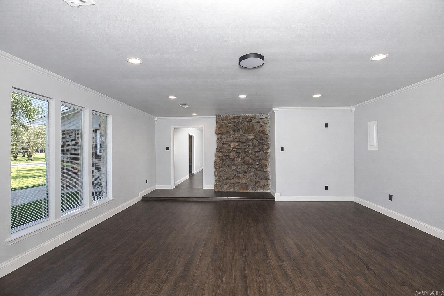 GREEN MEADOWS - Residential