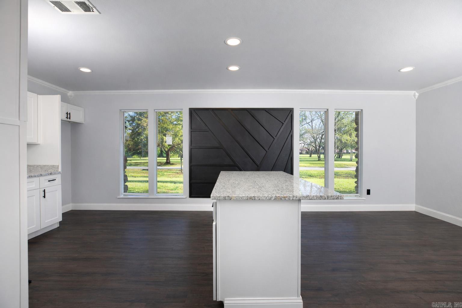 GREEN MEADOWS - Residential