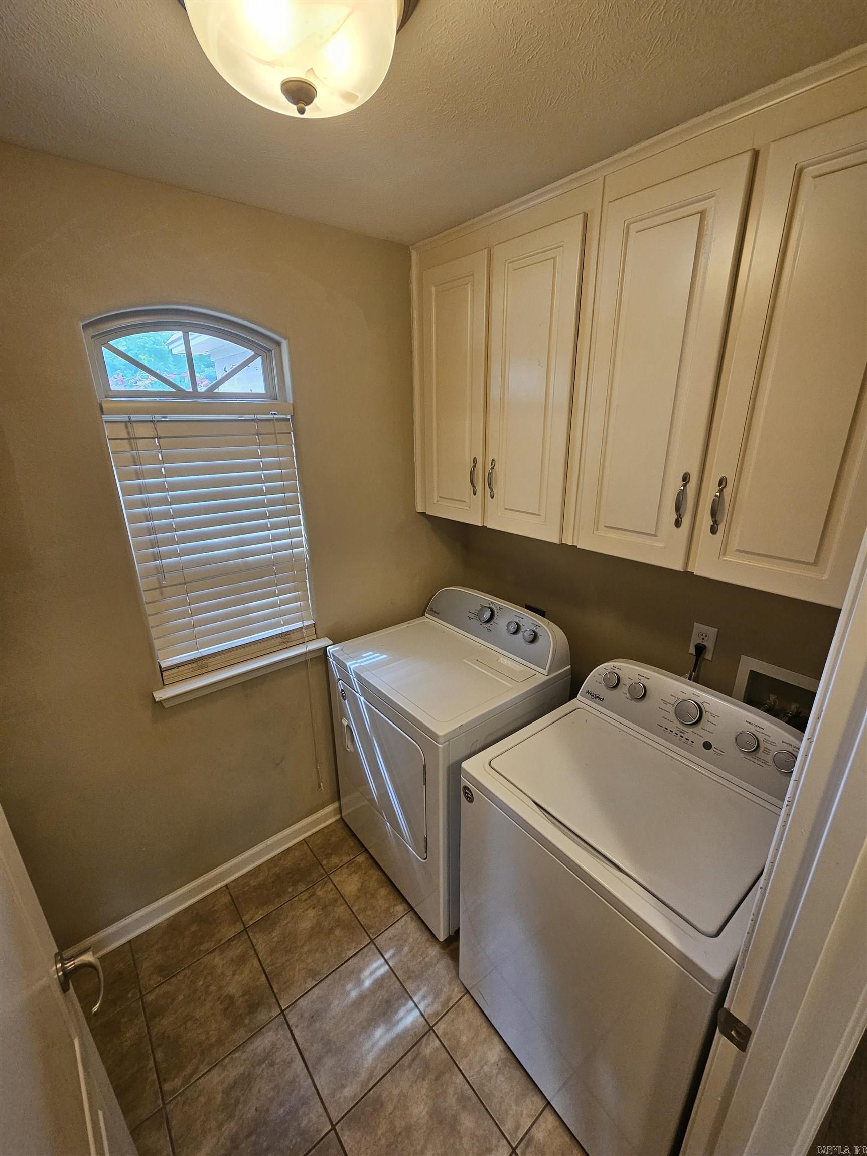 West Oaks - Residential Lease