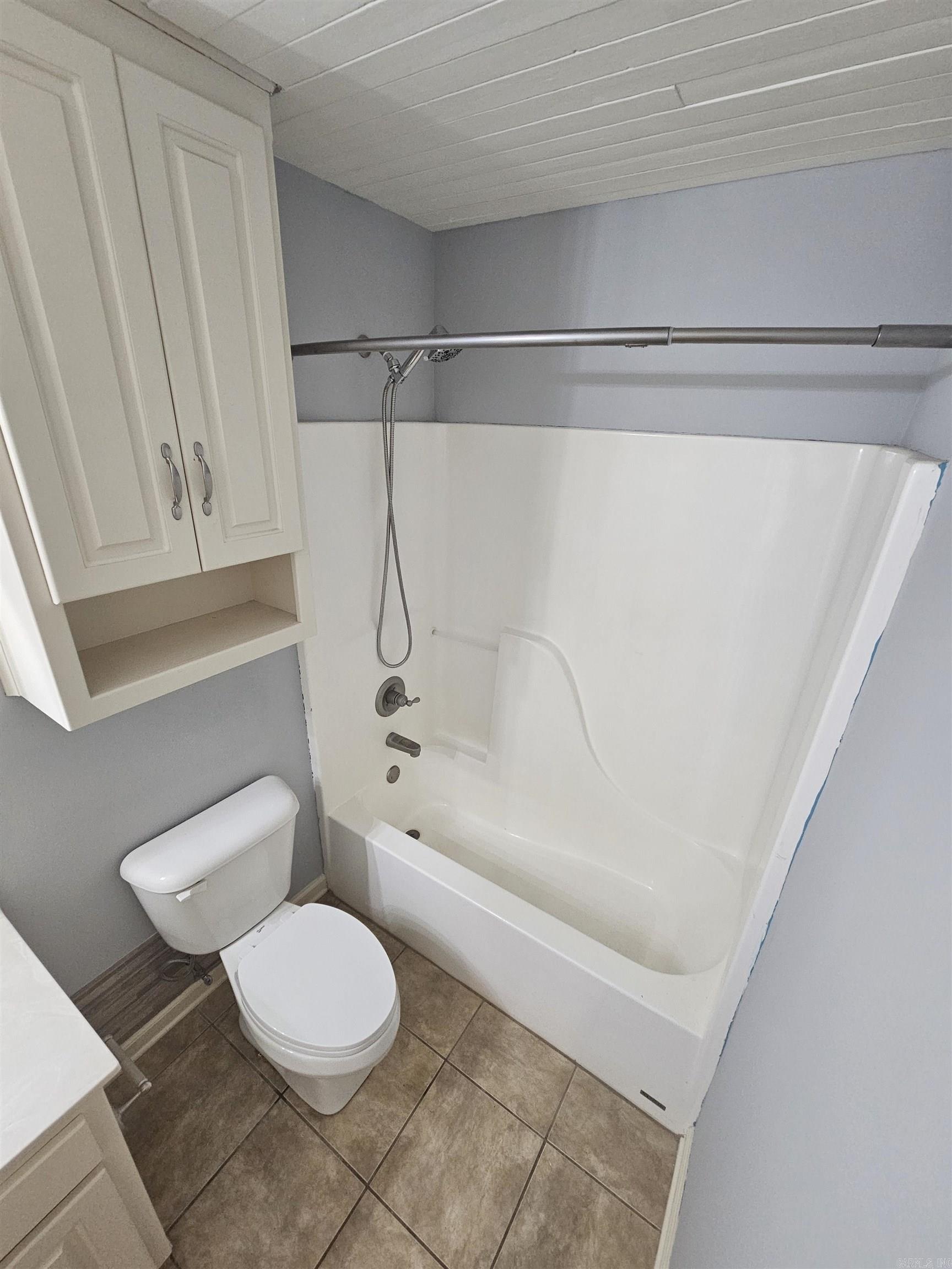 West Oaks - Residential Lease