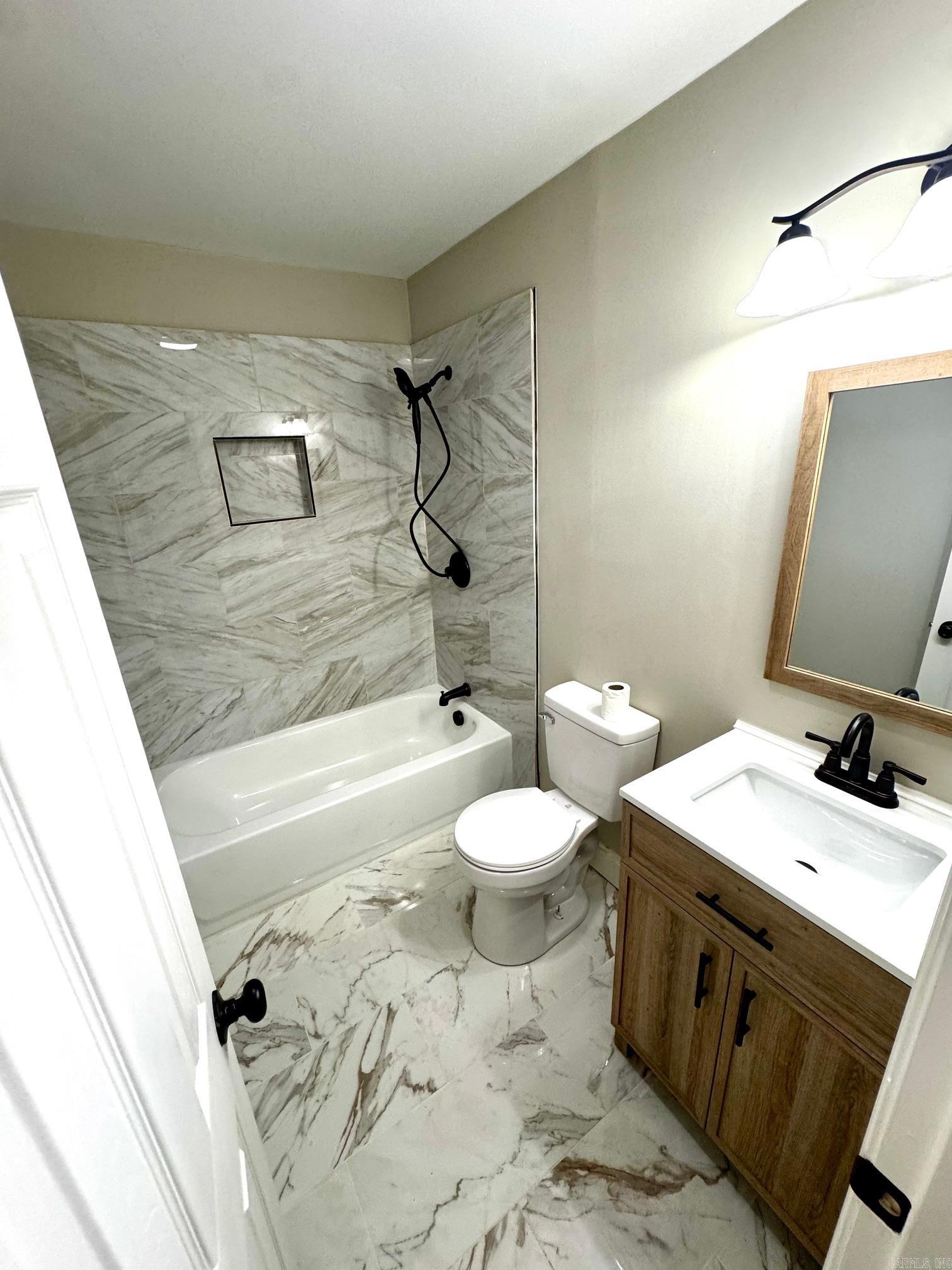 Lake Farm Annex - Residential