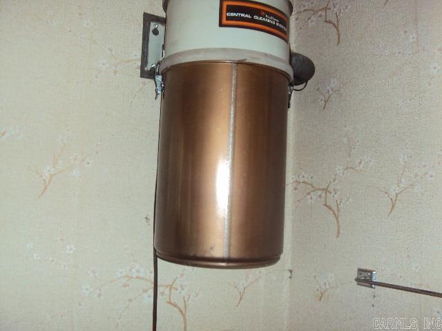 INDIANHEAD LAKES EST - Residential