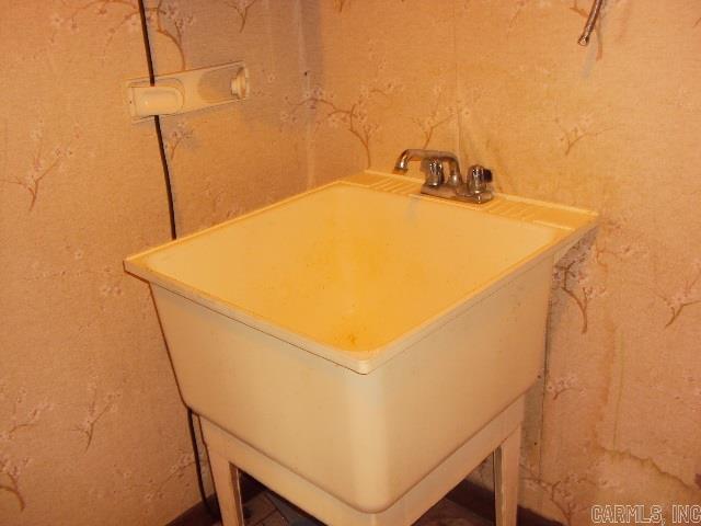 INDIANHEAD LAKES EST - Residential