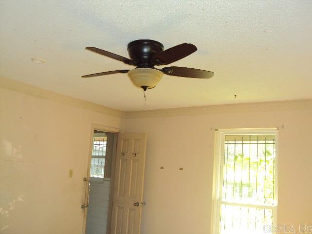 INDIANHEAD LAKES EST - Residential