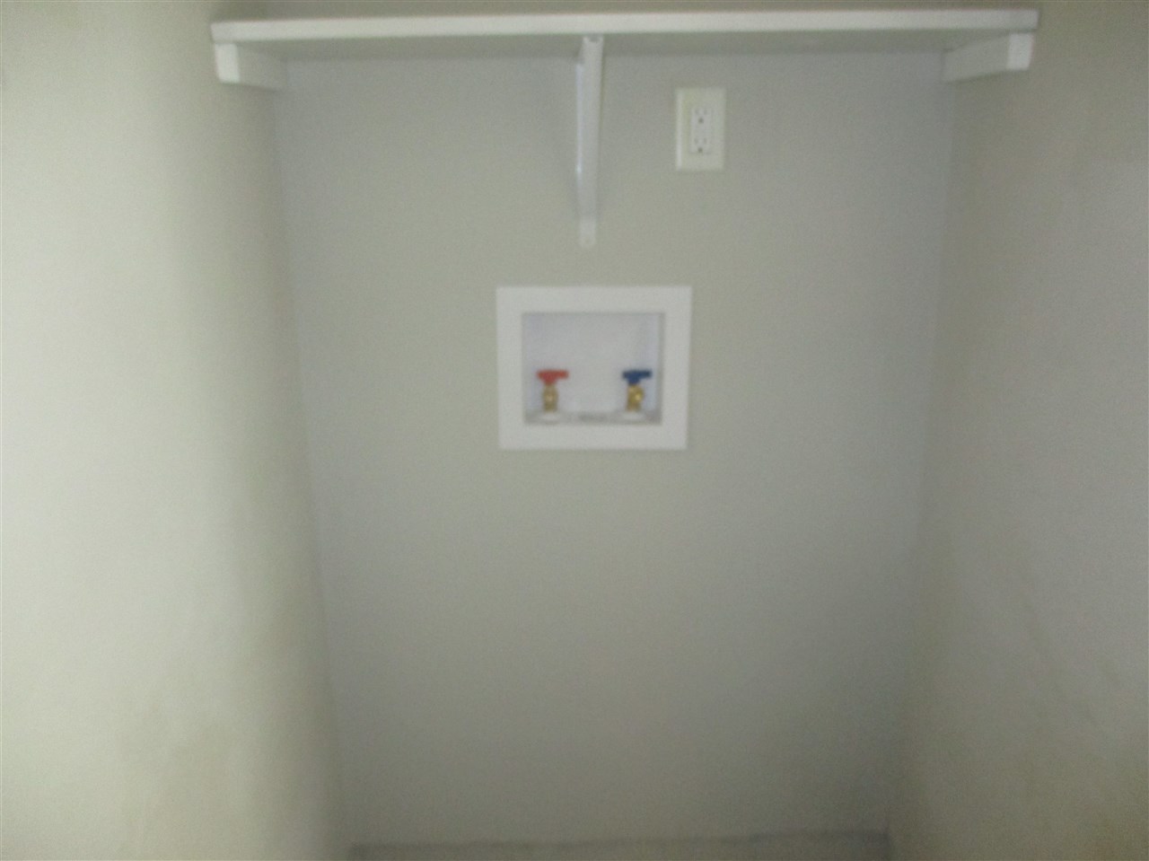 Lake View - Residential Lease