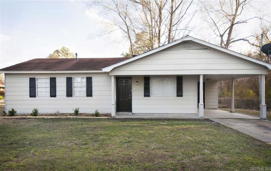 Great renovated 4 bedroom 1.5 Bath home for rent in the Southwest Acres subdivision of Little Rock.  This home is super clean.  Come check it out today!!