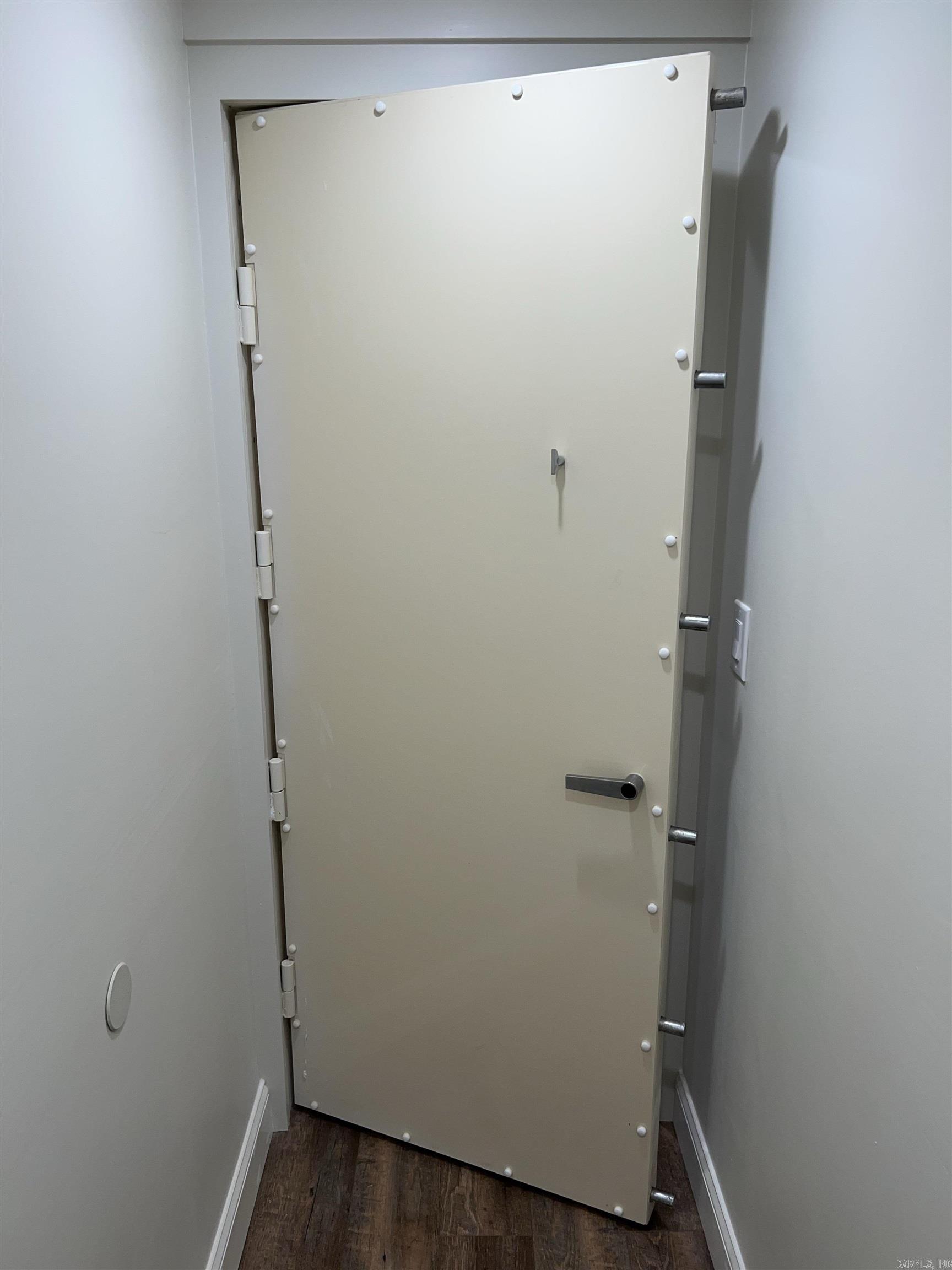 Metes & Bounds - Commercial Sale