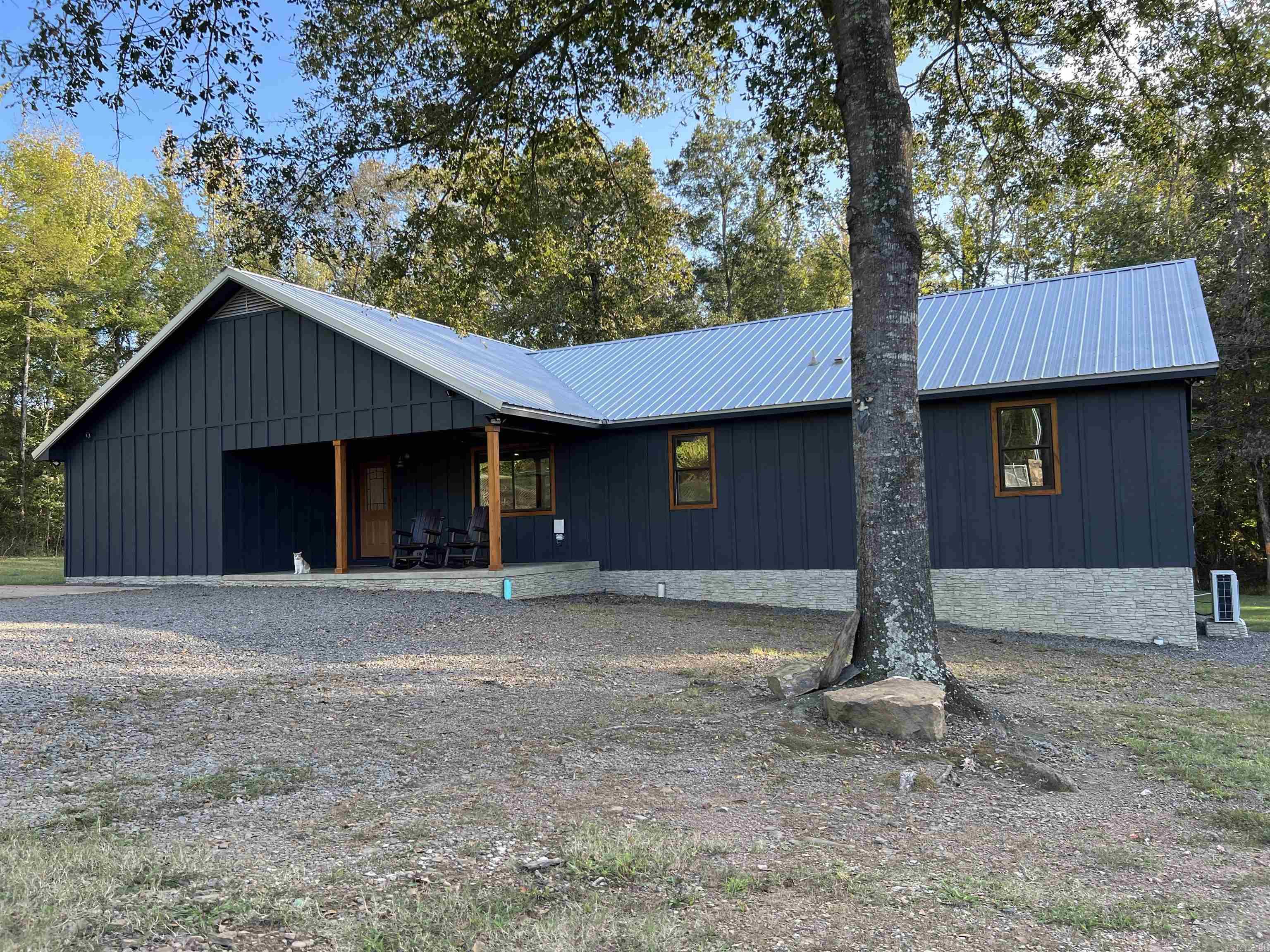 Metes & Bounds - Commercial Sale
