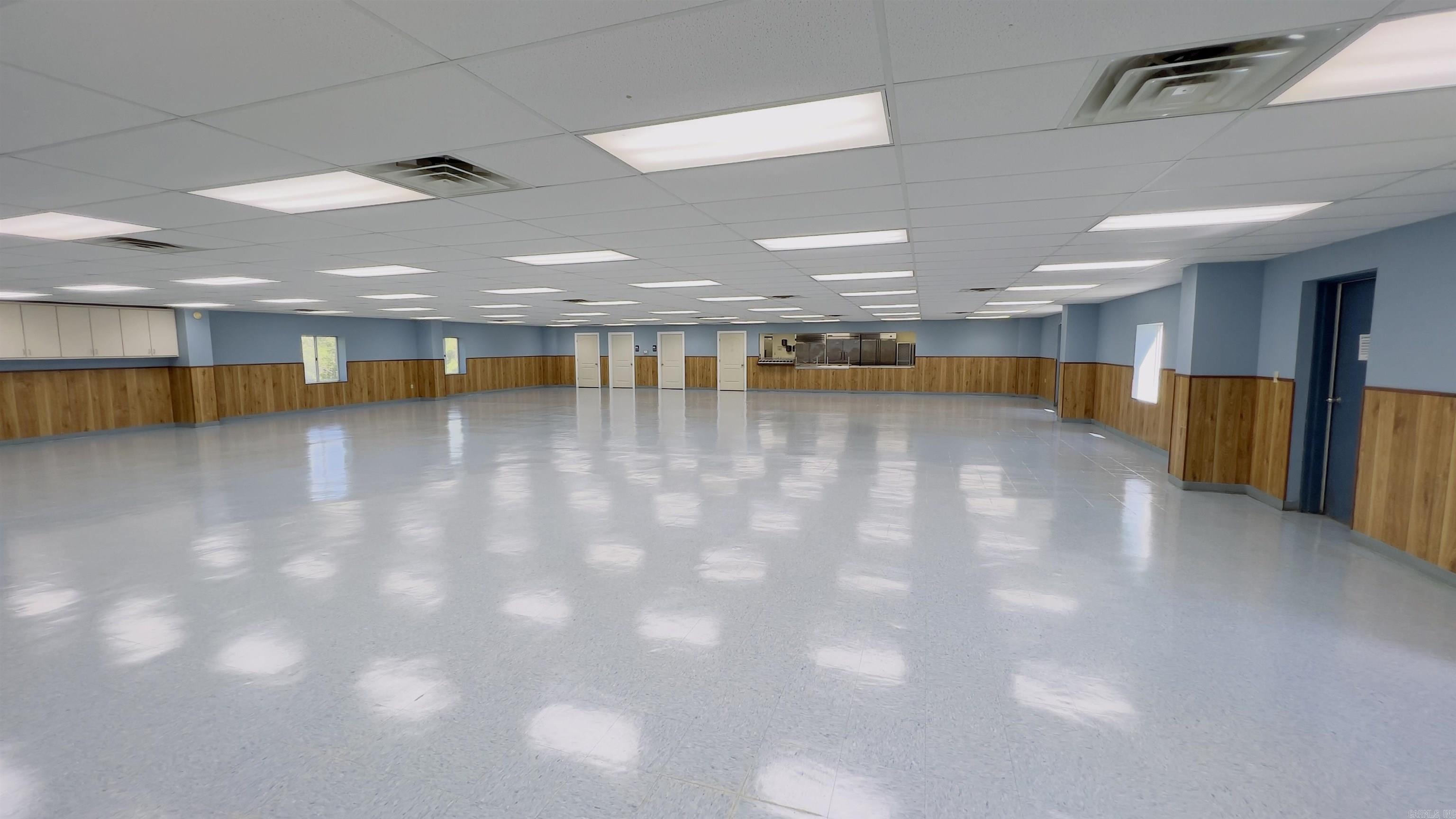 Metes & Bounds - Commercial Sale