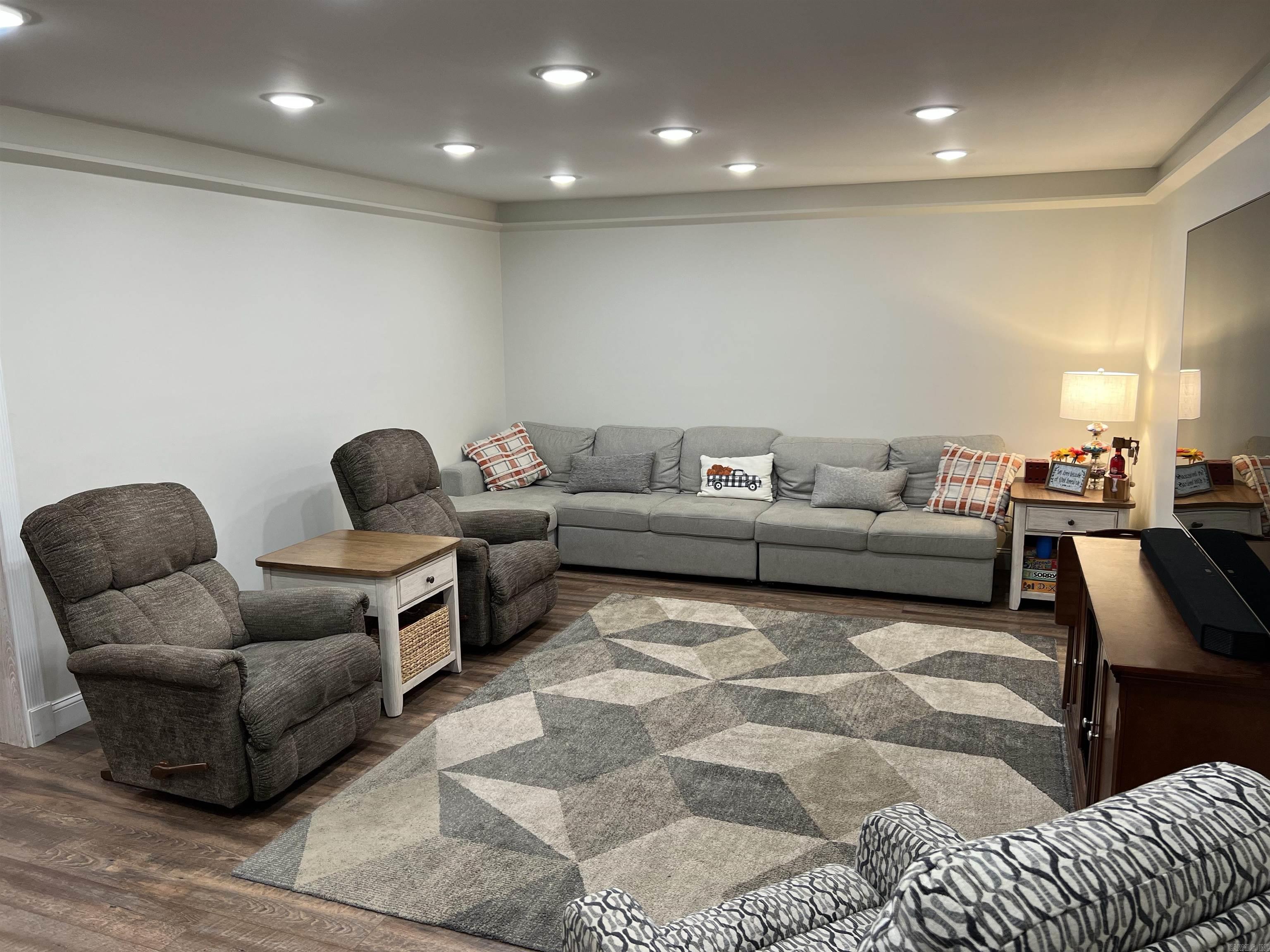 Metes & Bounds - Commercial Sale