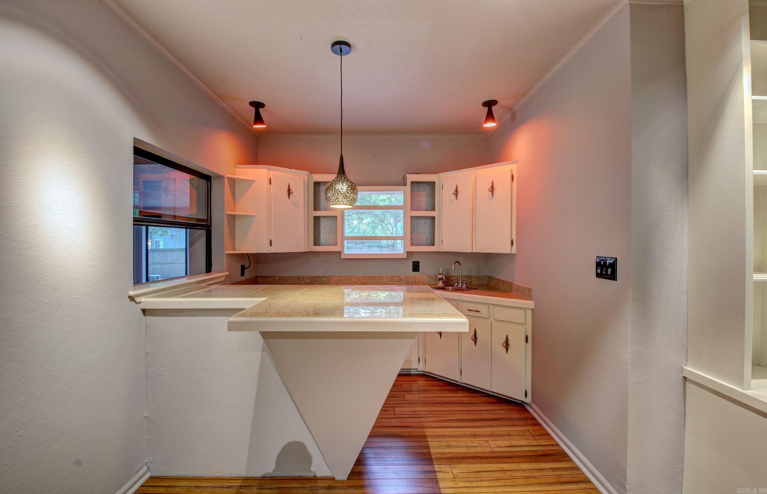 MAUMELLE CLUB MANOR TO CRYSTAL - Residential