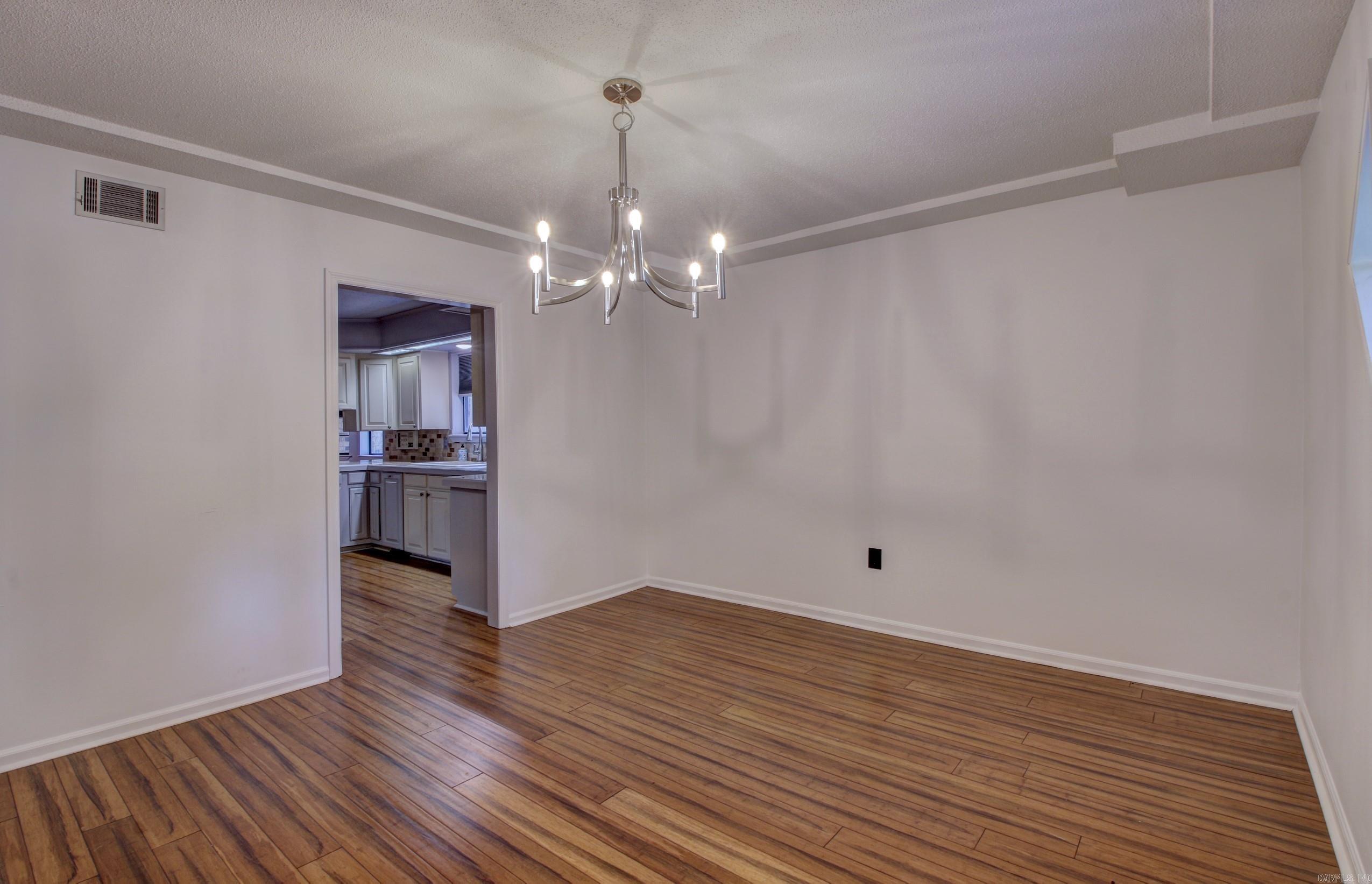 MAUMELLE CLUB MANOR TO CRYSTAL - Residential