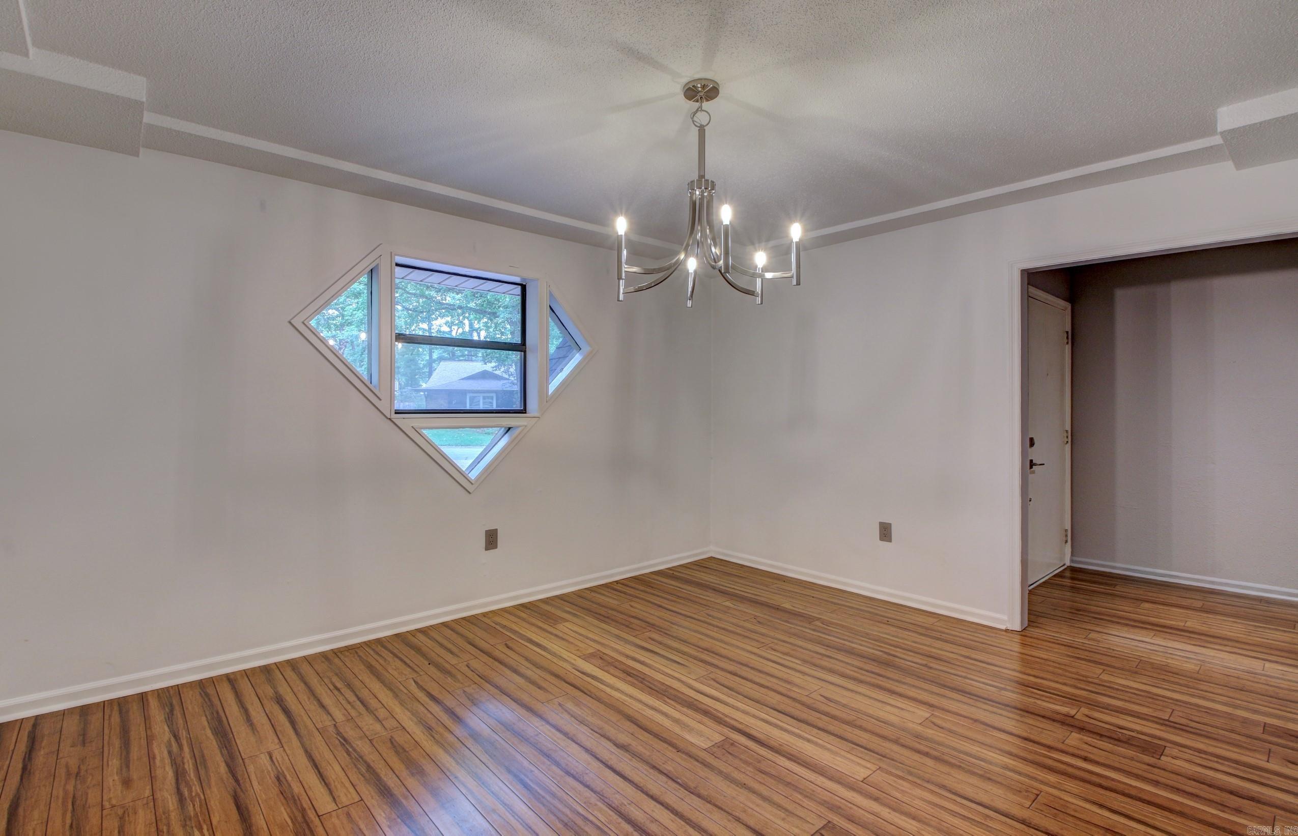 MAUMELLE CLUB MANOR TO CRYSTAL - Residential