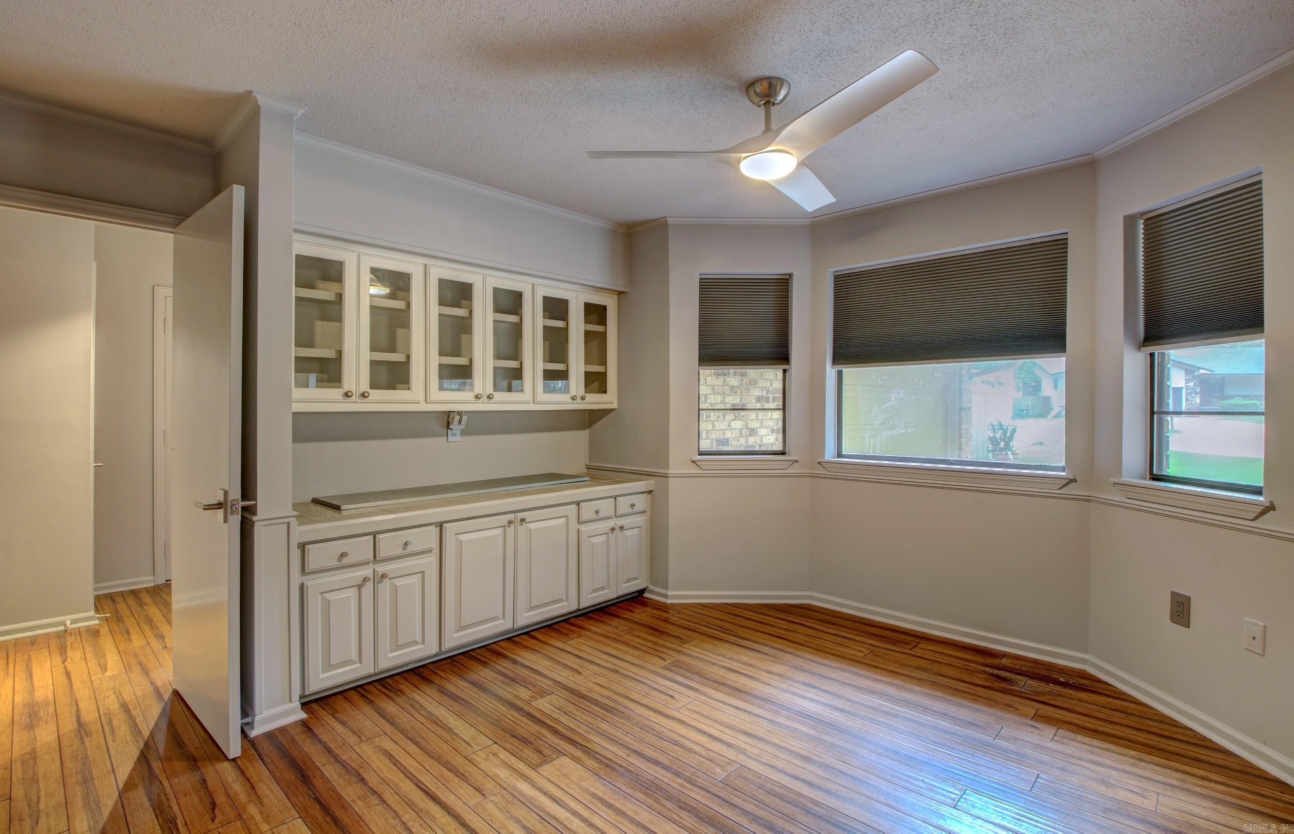 MAUMELLE CLUB MANOR TO CRYSTAL - Residential