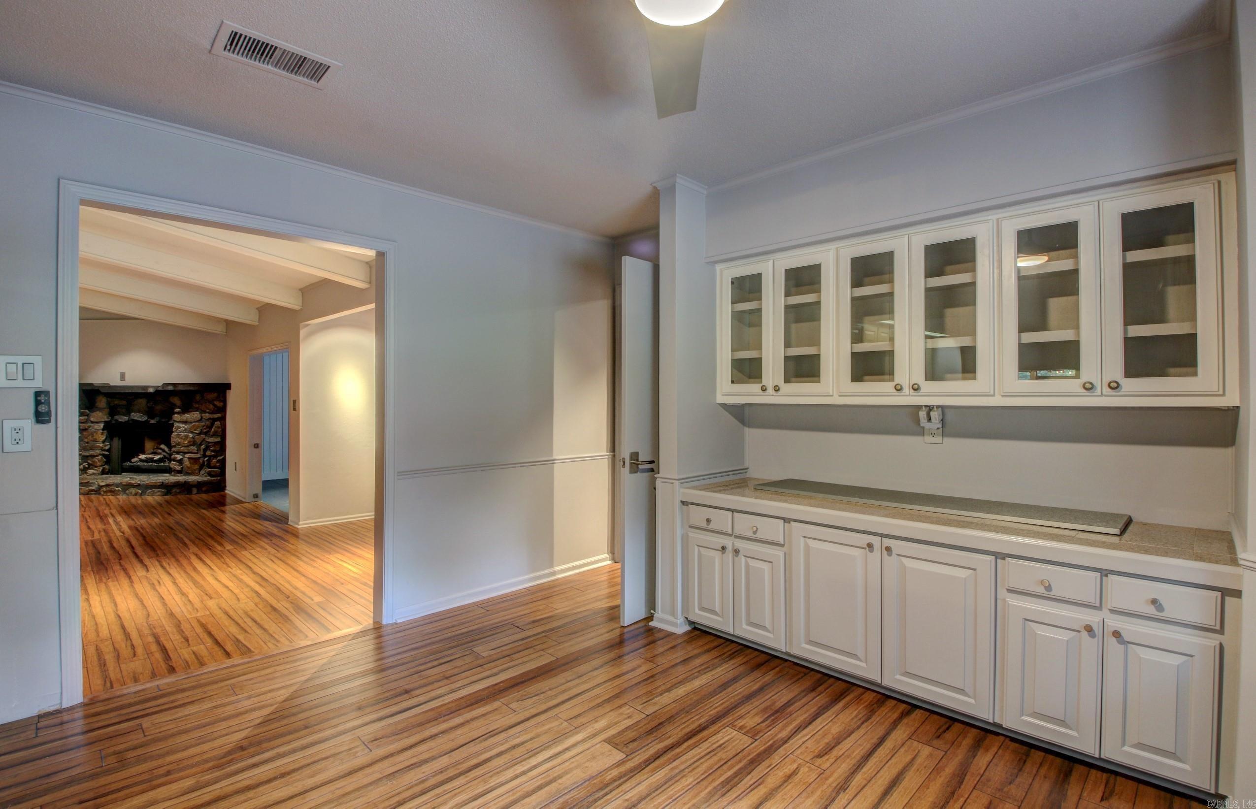 MAUMELLE CLUB MANOR TO CRYSTAL - Residential