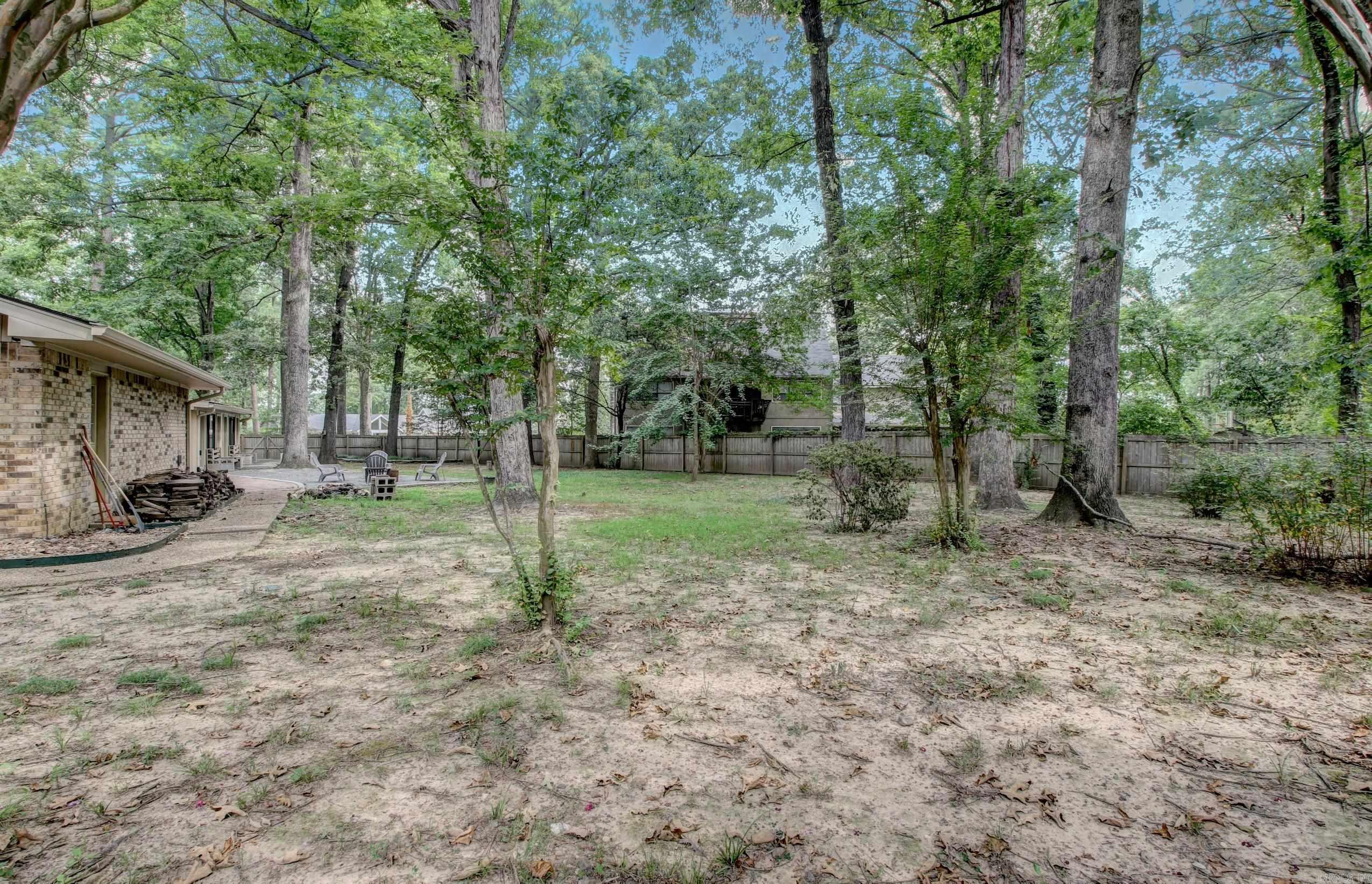 MAUMELLE CLUB MANOR TO CRYSTAL - Residential