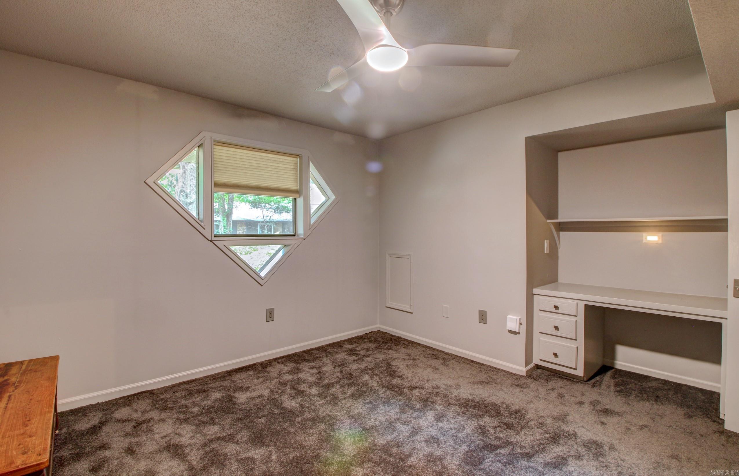 MAUMELLE CLUB MANOR TO CRYSTAL - Residential