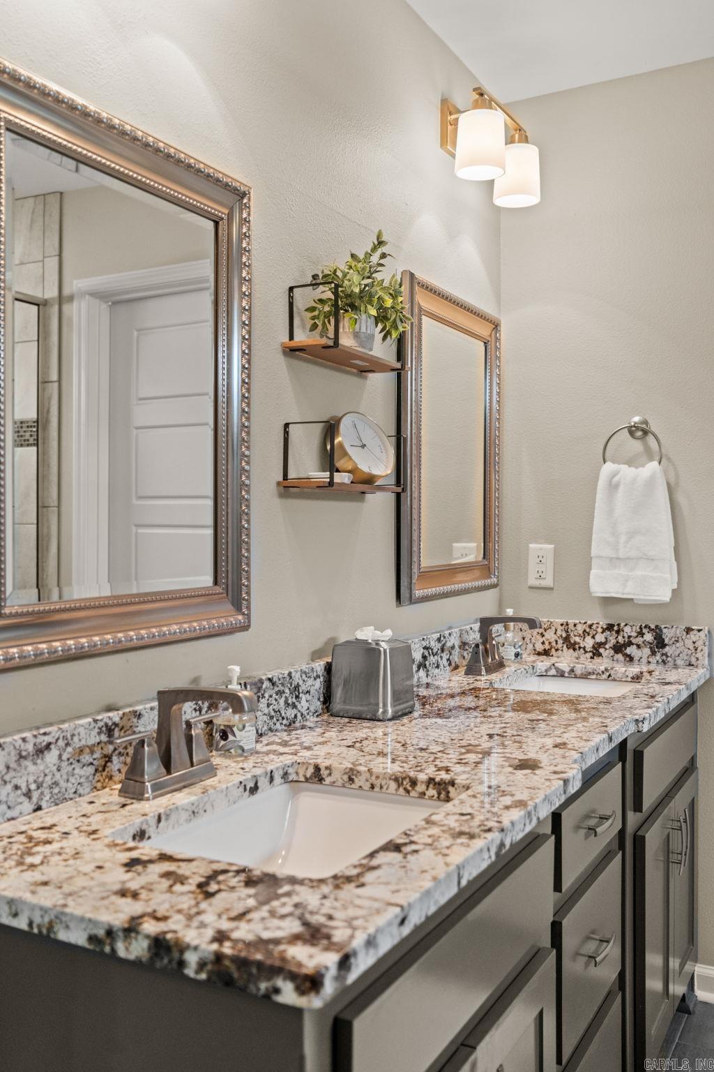 THE MAPLES - Residential