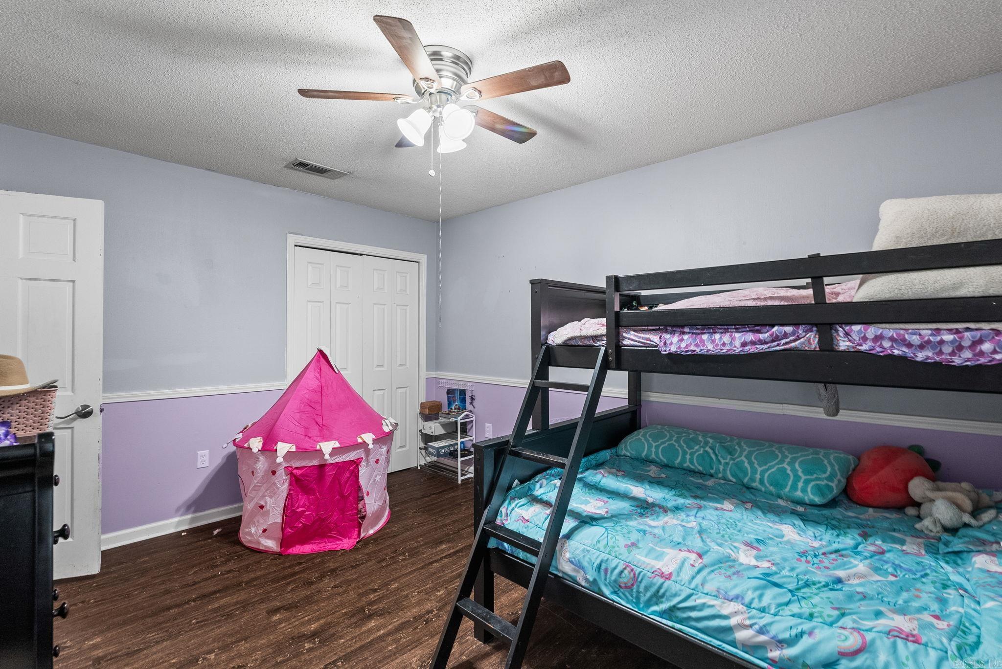 INDIAN HILLS - Residential