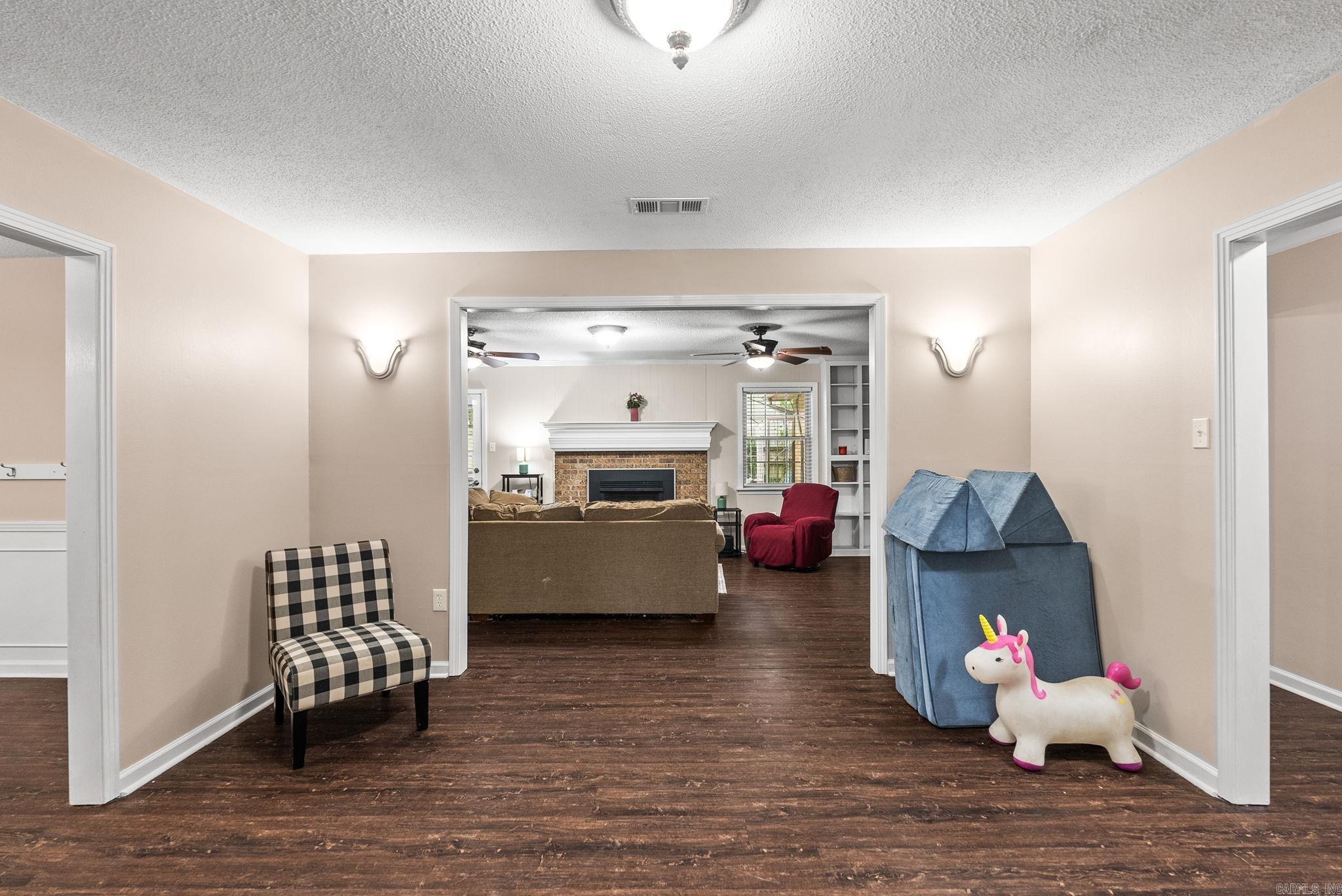 INDIAN HILLS - Residential