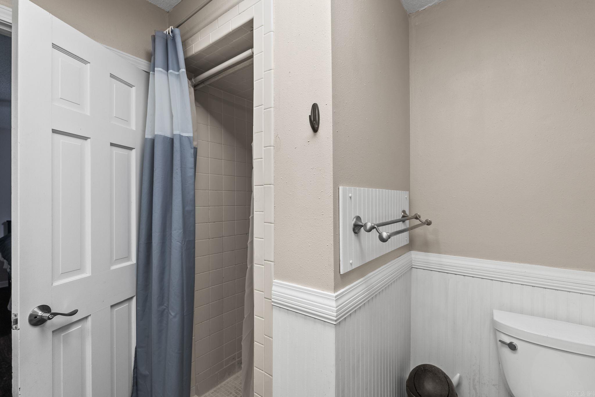 INDIAN HILLS - Residential