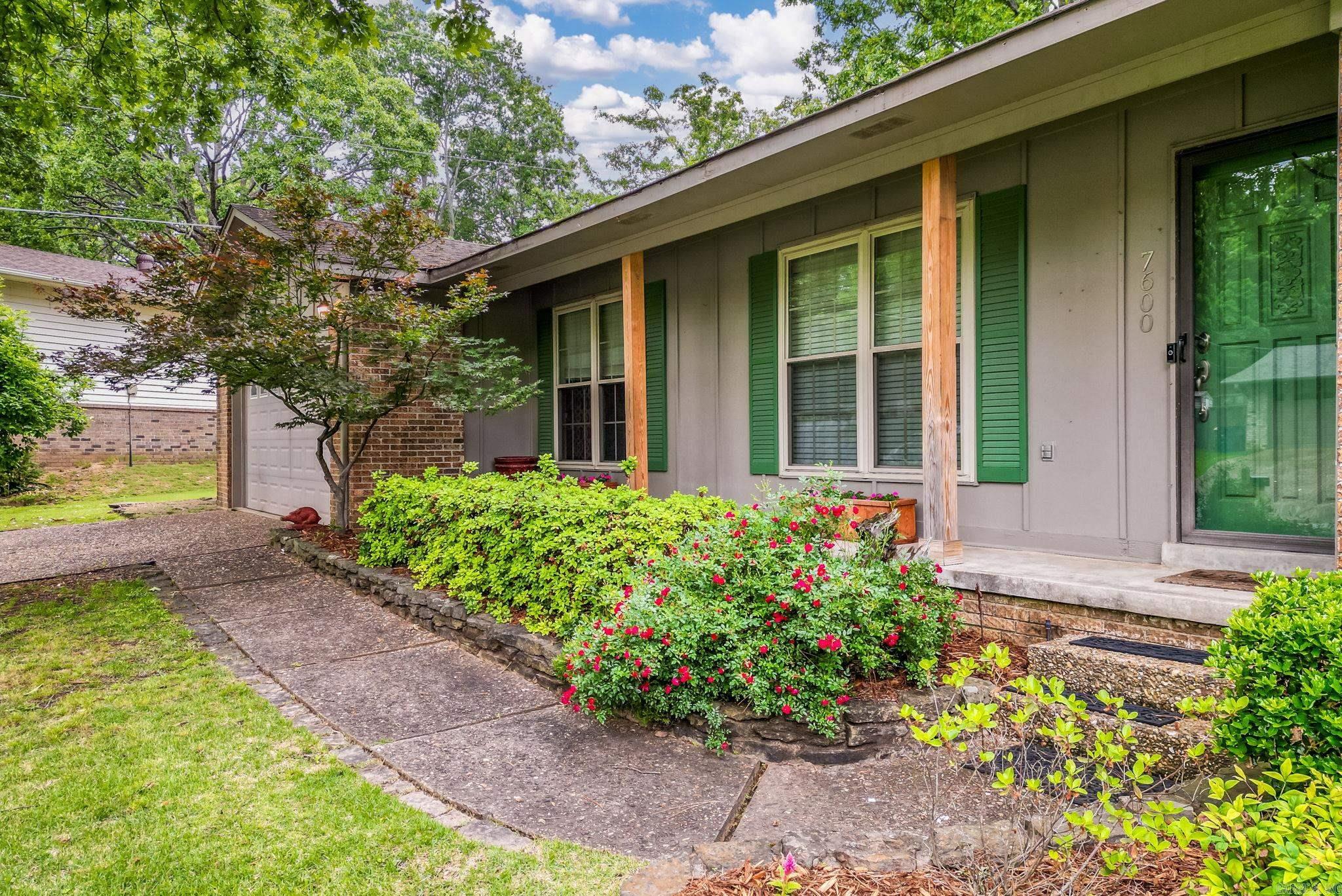 INDIAN HILLS - Residential