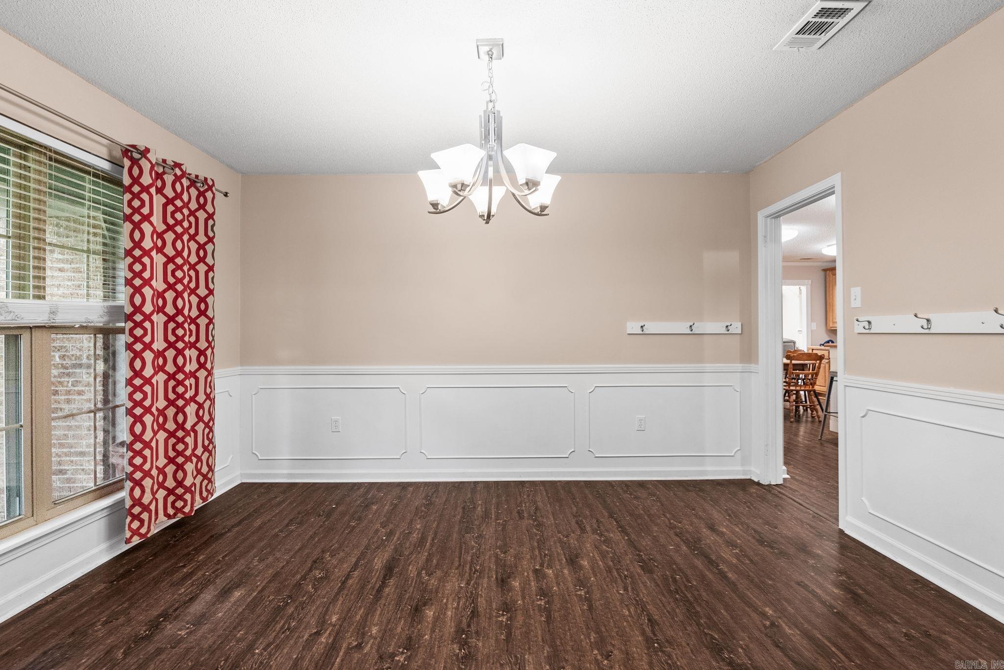 INDIAN HILLS - Residential