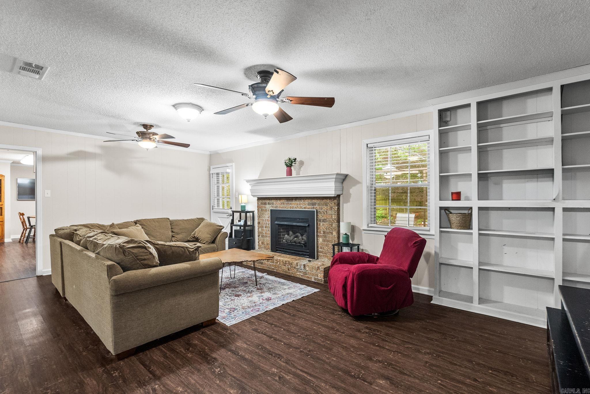 INDIAN HILLS - Residential