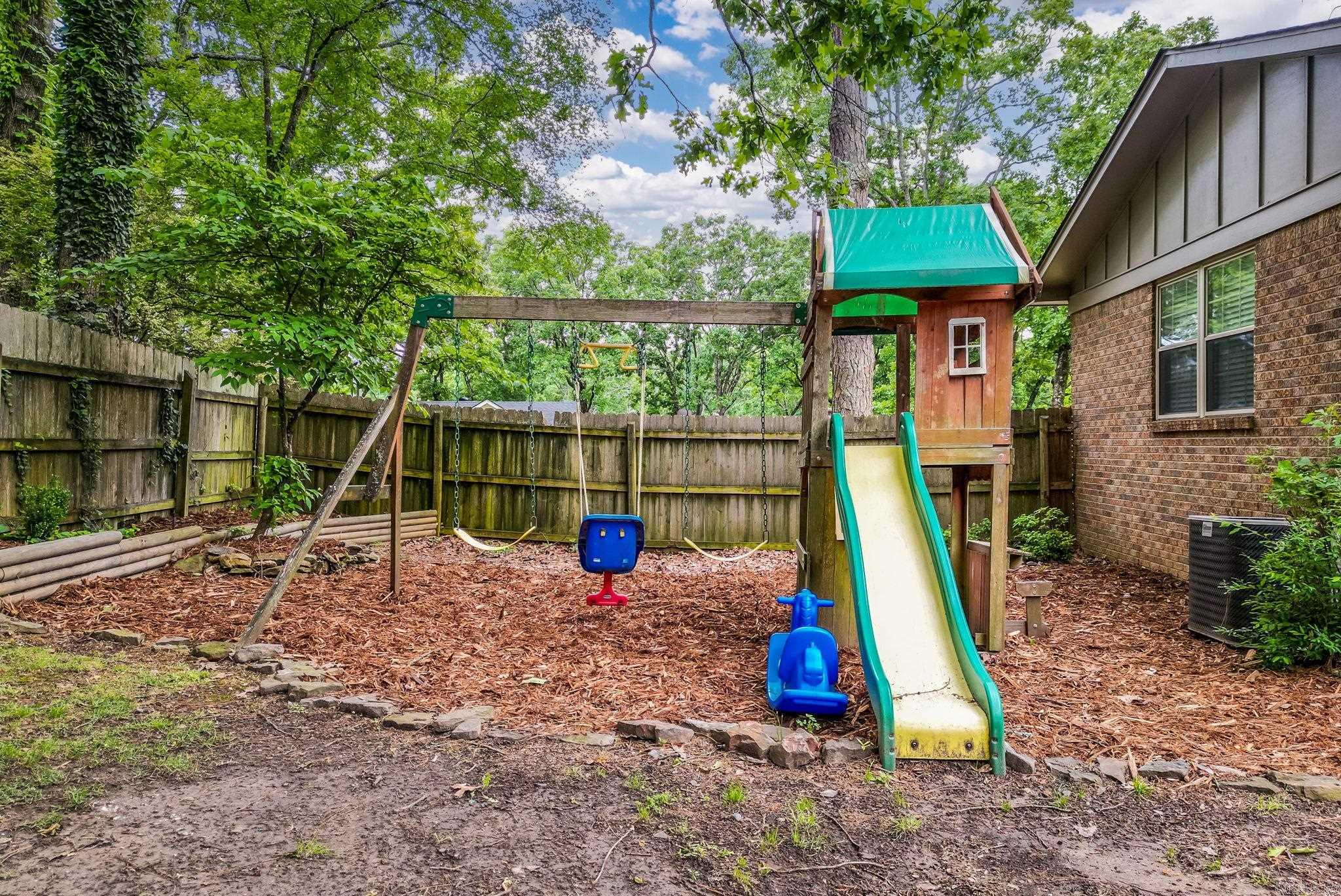 INDIAN HILLS - Residential