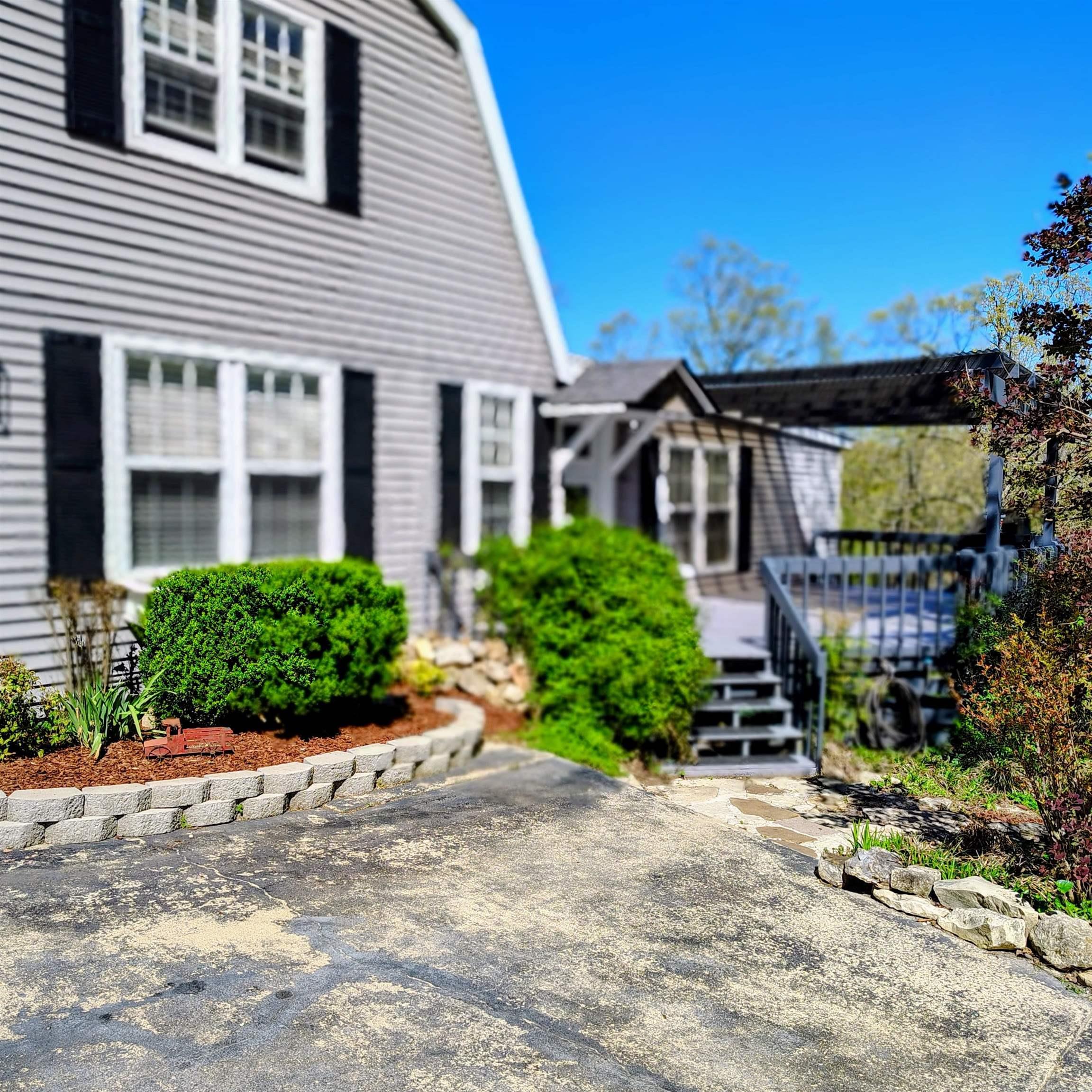 Metes & Bounds - Residential