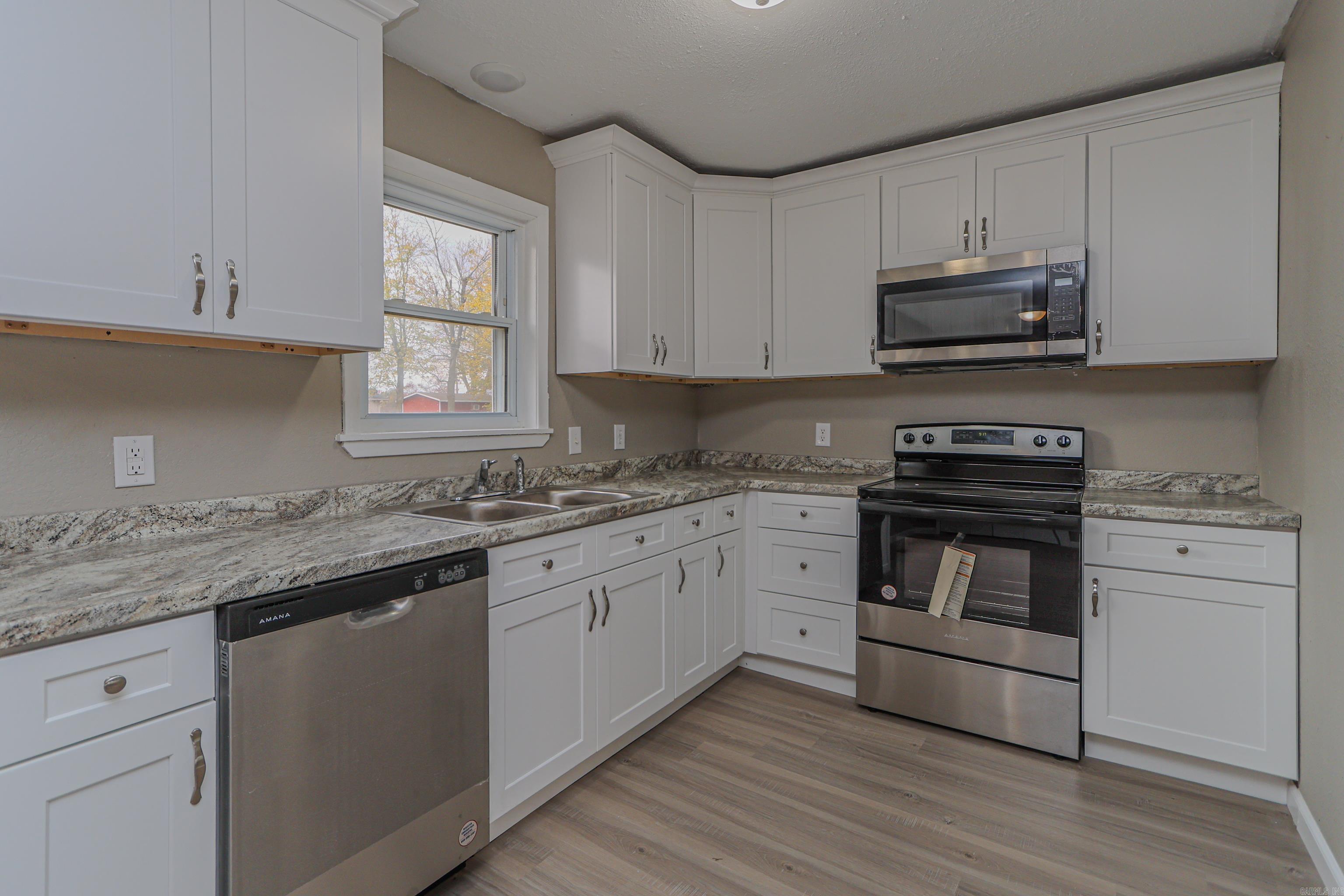 THORNE - Residential