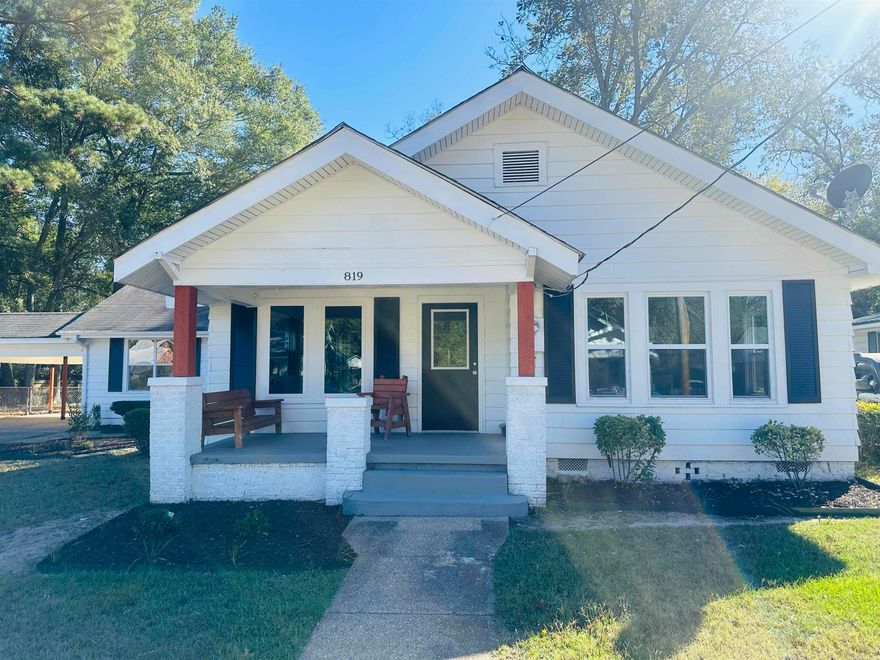 Welcome home, this wonderful 3bed/2 bath home has been recently remodeled and ready for a new family.  Home has abundant areas for your family to spread out and entertain.  Upon entering you are greeted with a large, oversized living room with original built-ins and decorative fireplace. The luxury vinyl plank flooring throughout is low maintenance and looks gorgeous.  The amazing kitchen features granite countertops, new cabinets, a gas stove, and large sink with a breakfast bar.  A nice den/office/kids playroom is off the kitchen.  Two guest rooms and a large bath are on one side of the house and the ensuite master is off the kitchen area.  Nice size laundry room leads to your large backyard.  New windows help keep the Entergy costs down.  Also has a 2-car covered carport.  Lots of character and charm with this home. Don't miss this gem!  **AGENTS SEE SHOWING REMARKS**