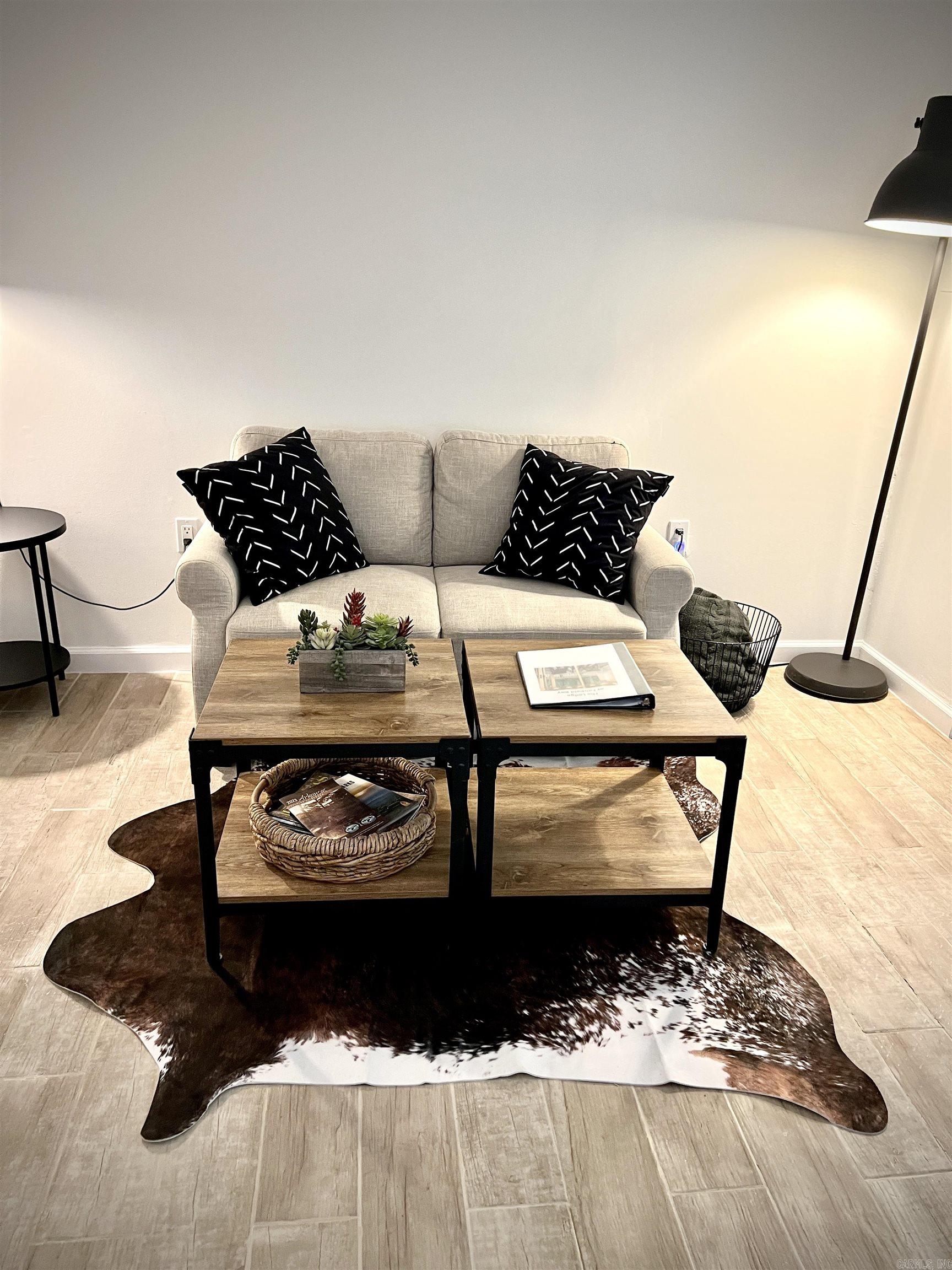 Summerhill Place Condos - Residential Lease