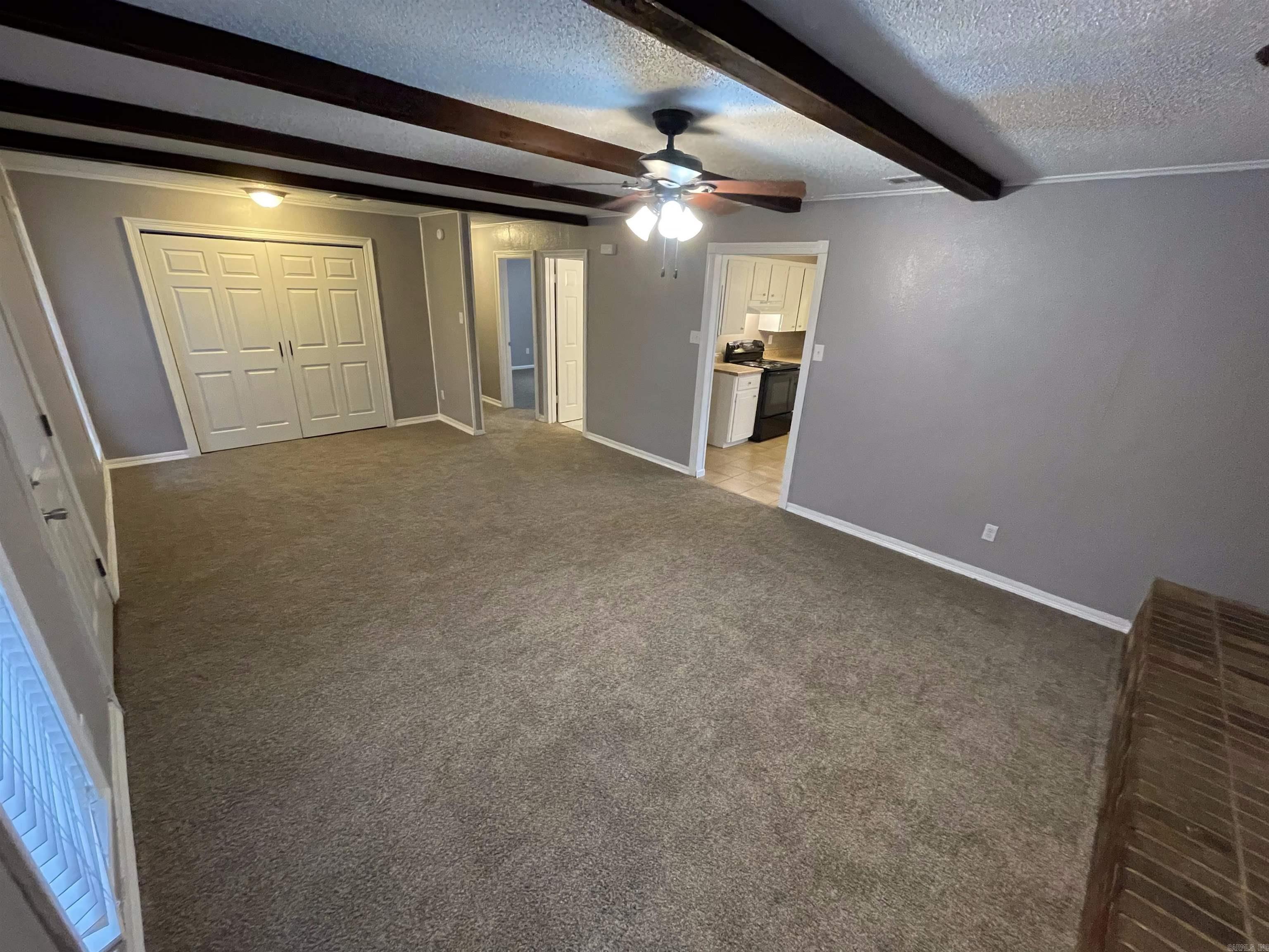 Towering Oaks - Residential Lease