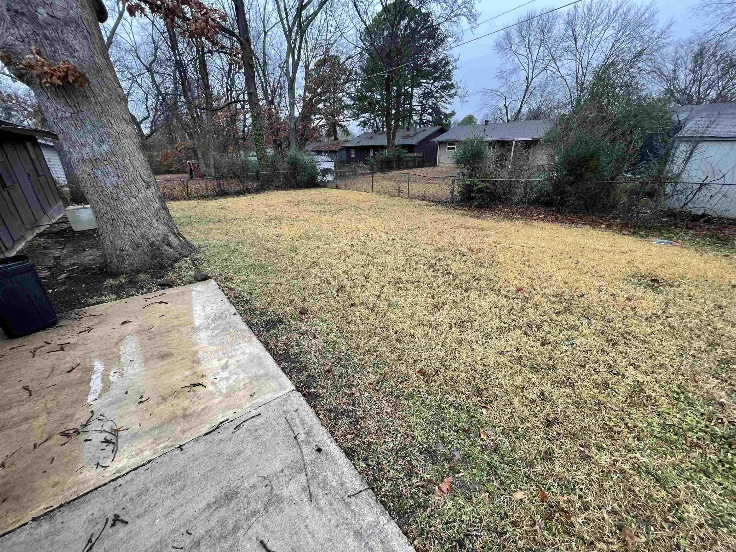 Towering Oaks - Residential Lease