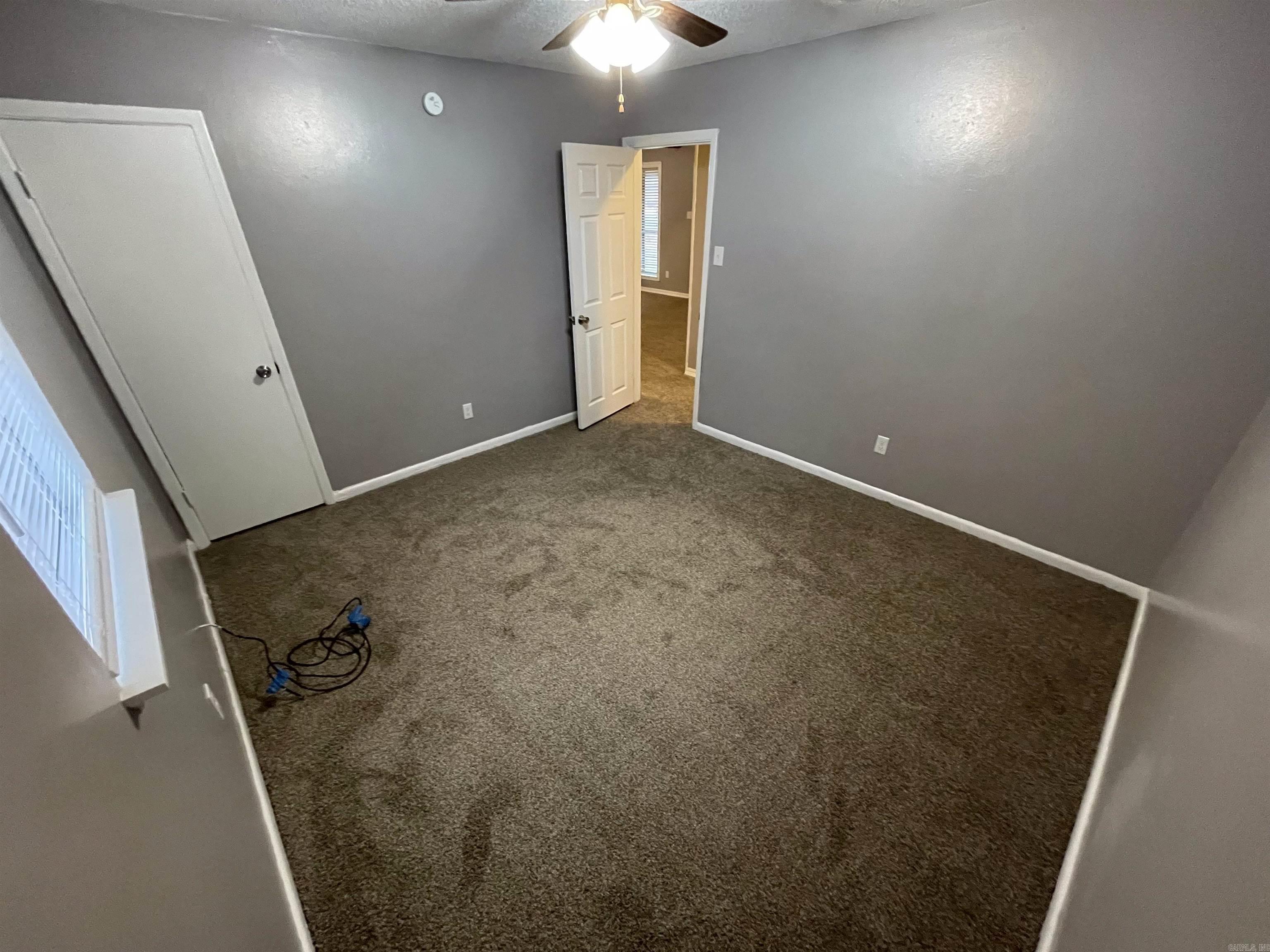 Towering Oaks - Residential Lease