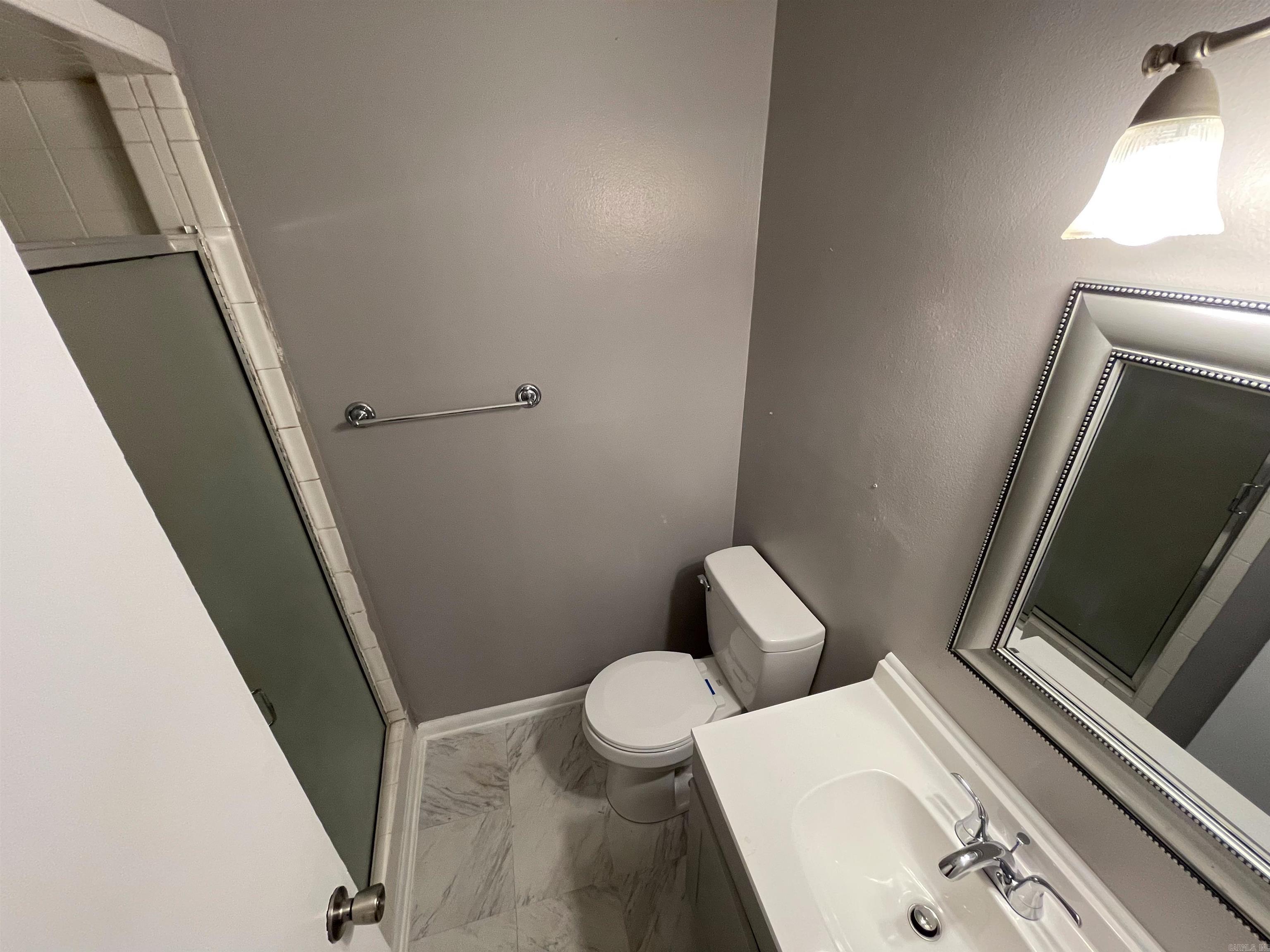 Towering Oaks - Residential Lease