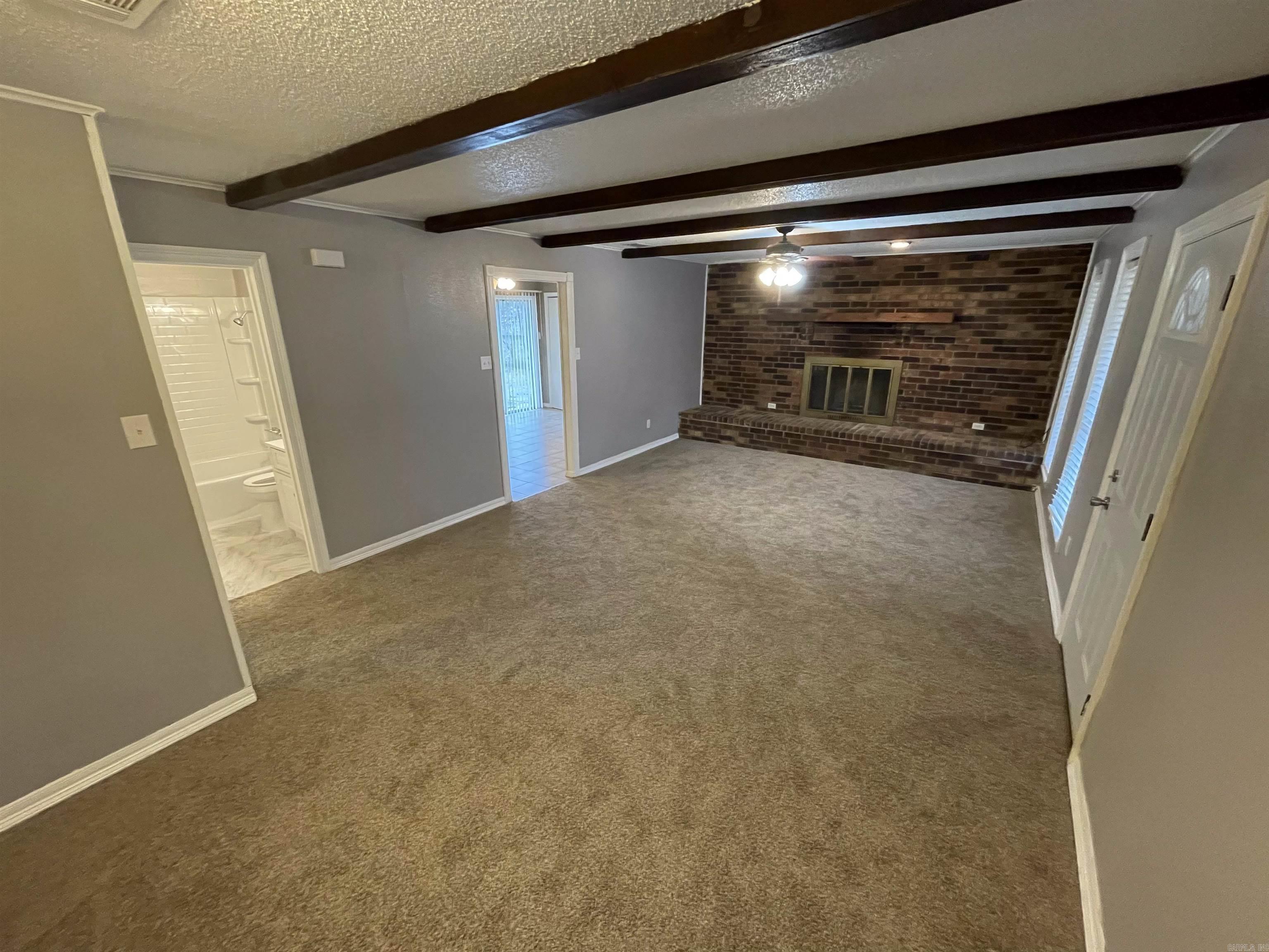 Towering Oaks - Residential Lease