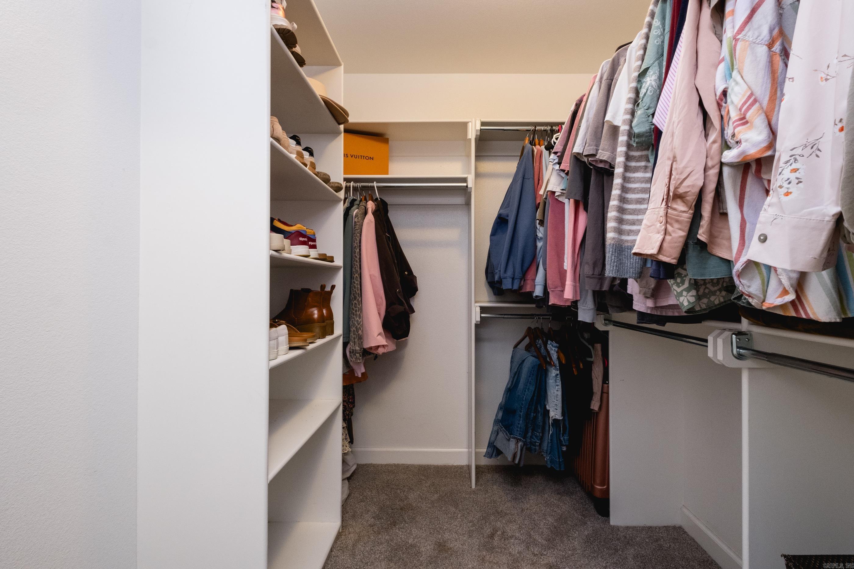 HICKORY HEIGHTS - Residential