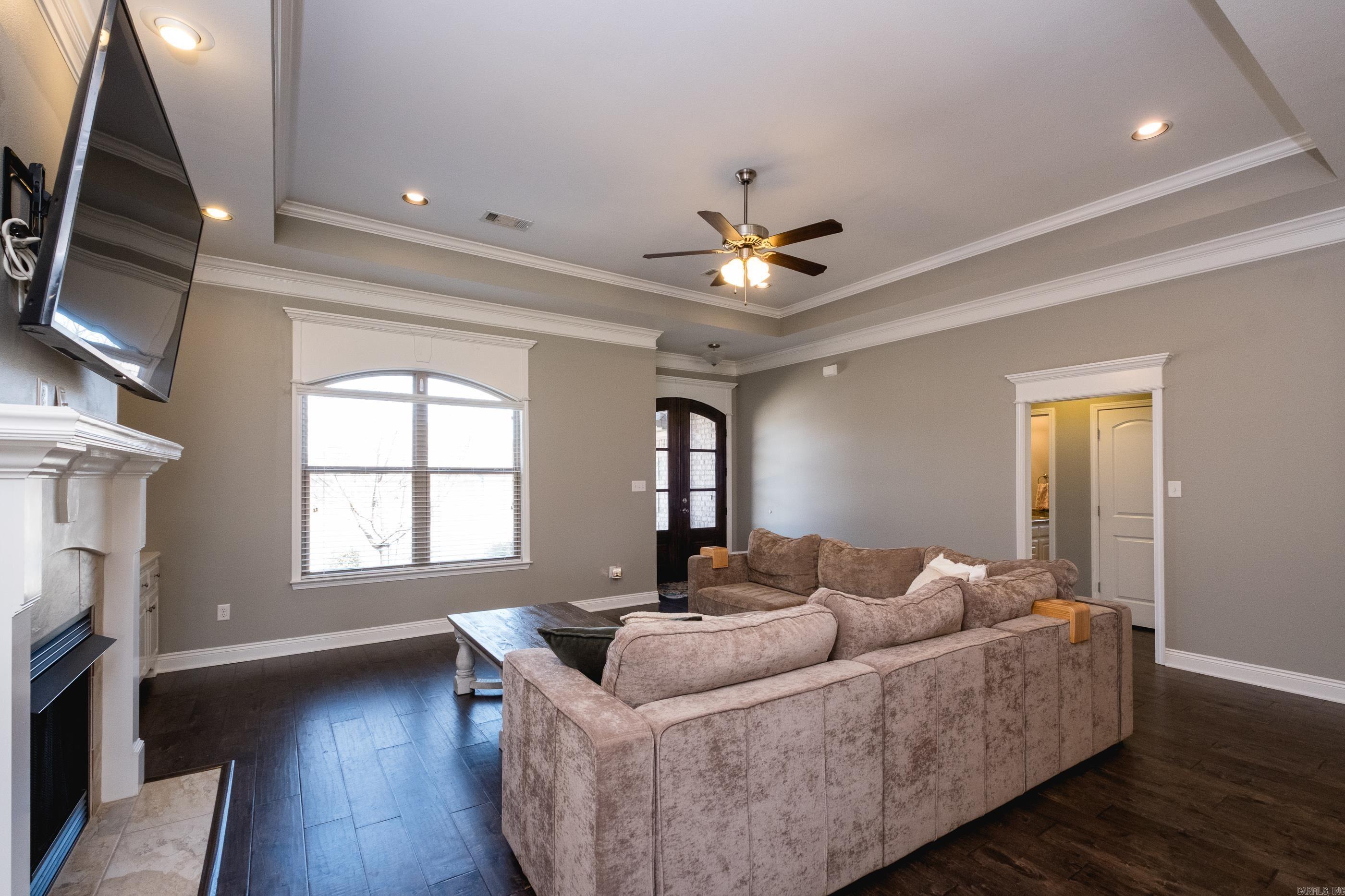 HICKORY HEIGHTS - Residential