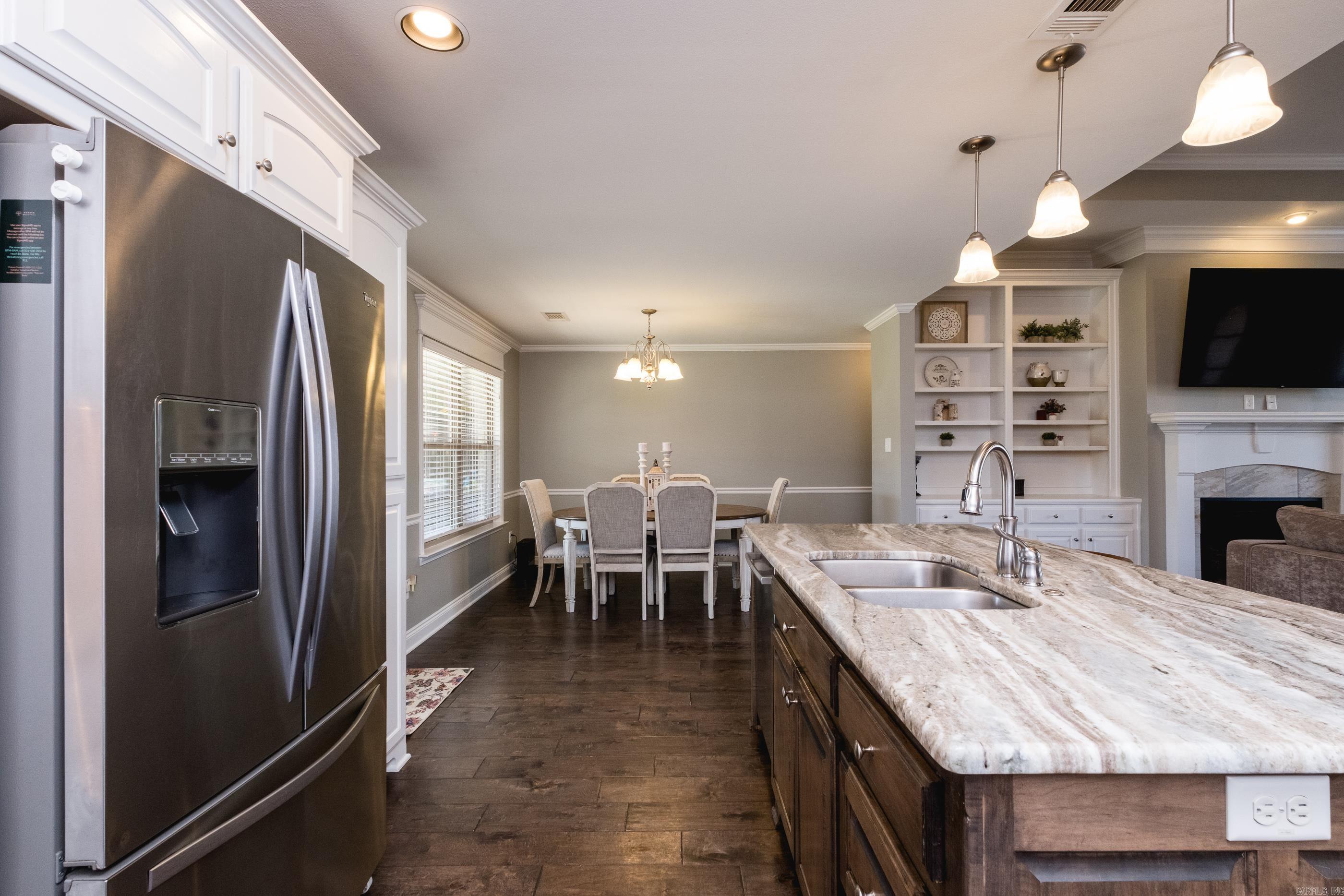 HICKORY HEIGHTS - Residential