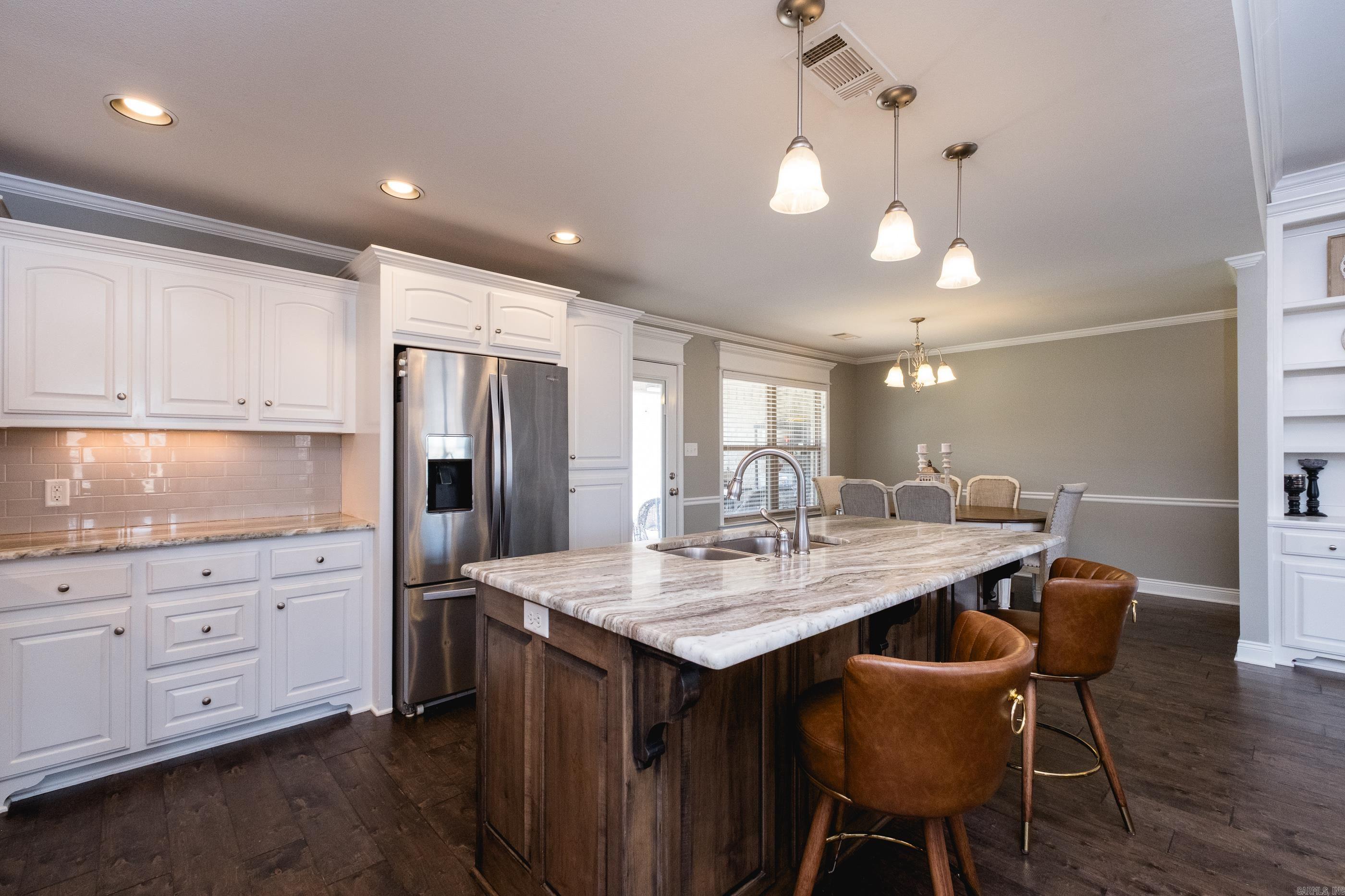 HICKORY HEIGHTS - Residential