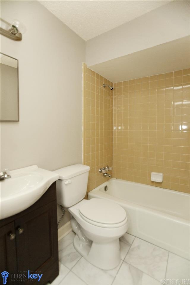 Mc Clellan - Residential Lease