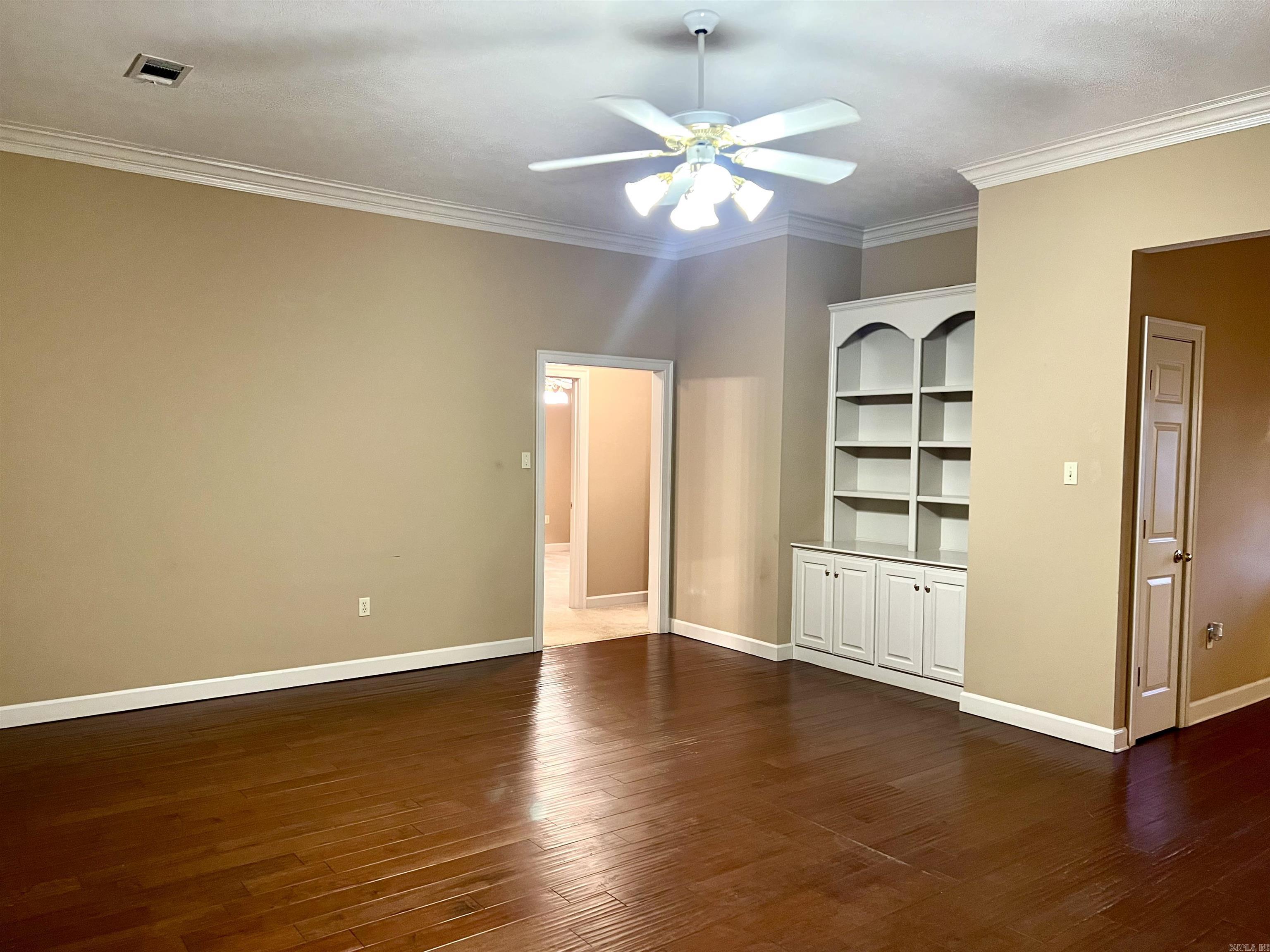 CLUB WEST ESTATES - Residential