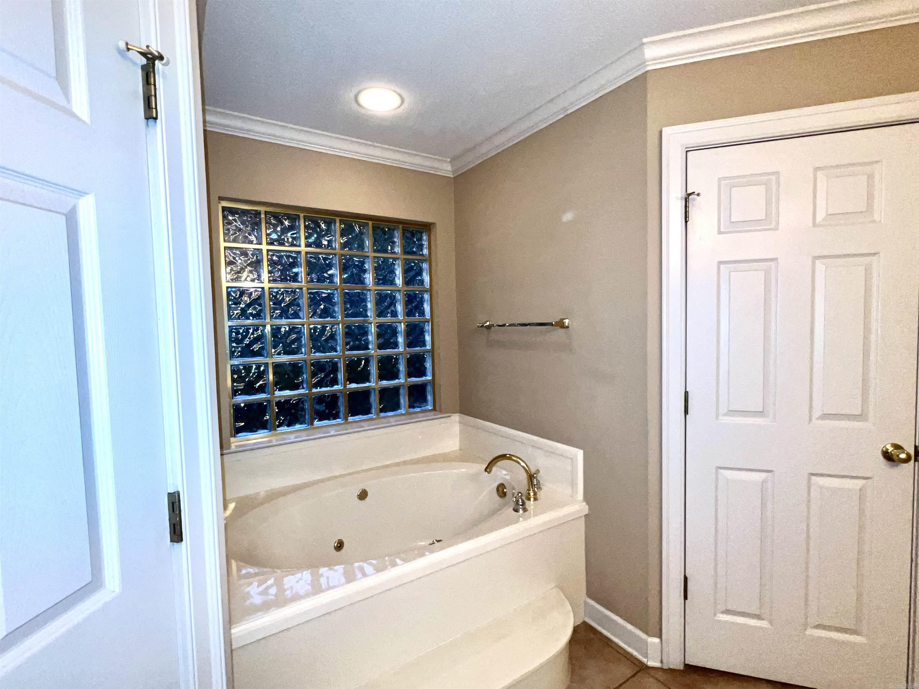 CLUB WEST ESTATES - Residential